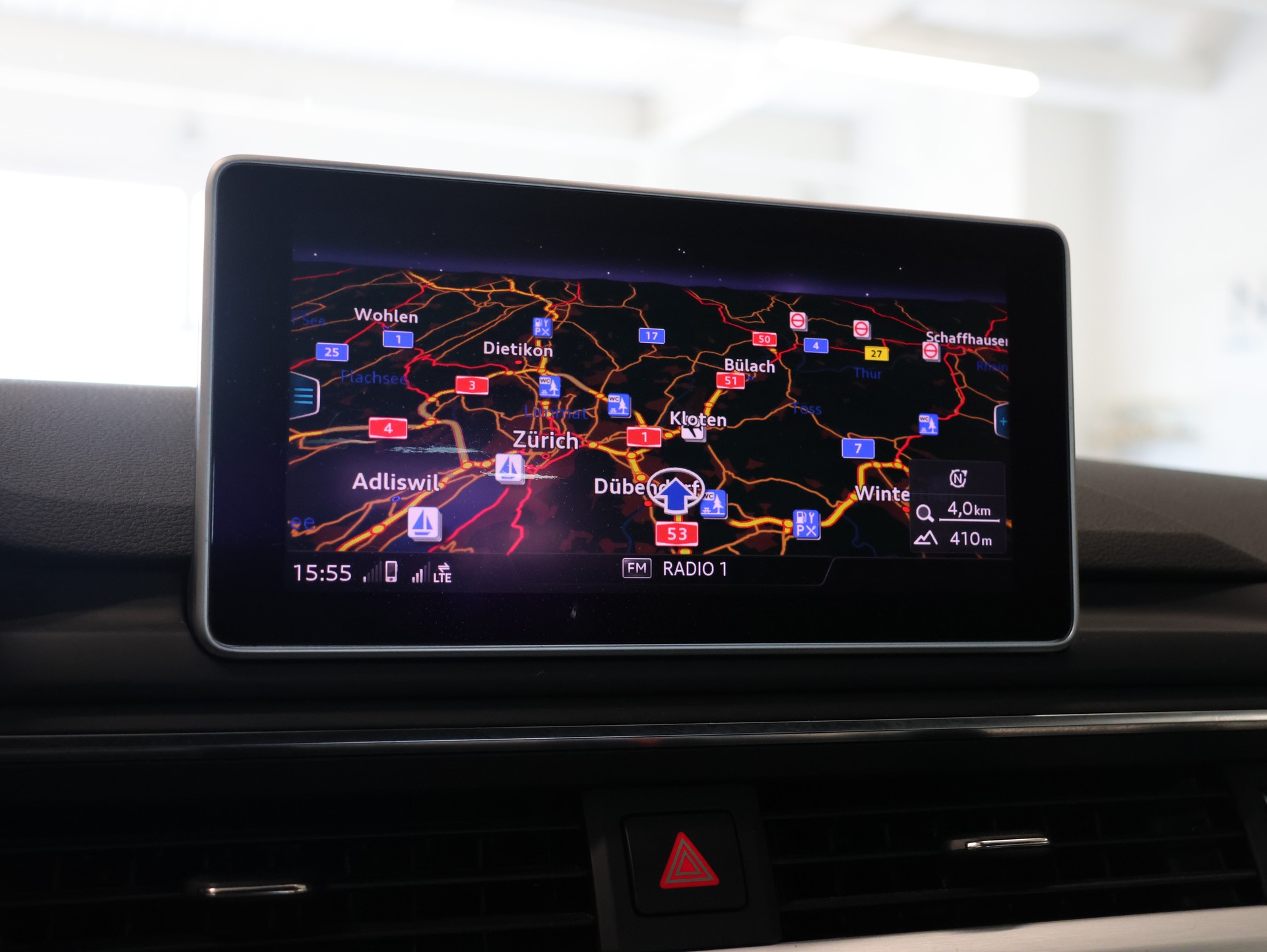 AUDI A4 Avant 2.0 TDI Sport quattro S-tronic *Sitzheizung* *Rückfahrkamera*-image-18
