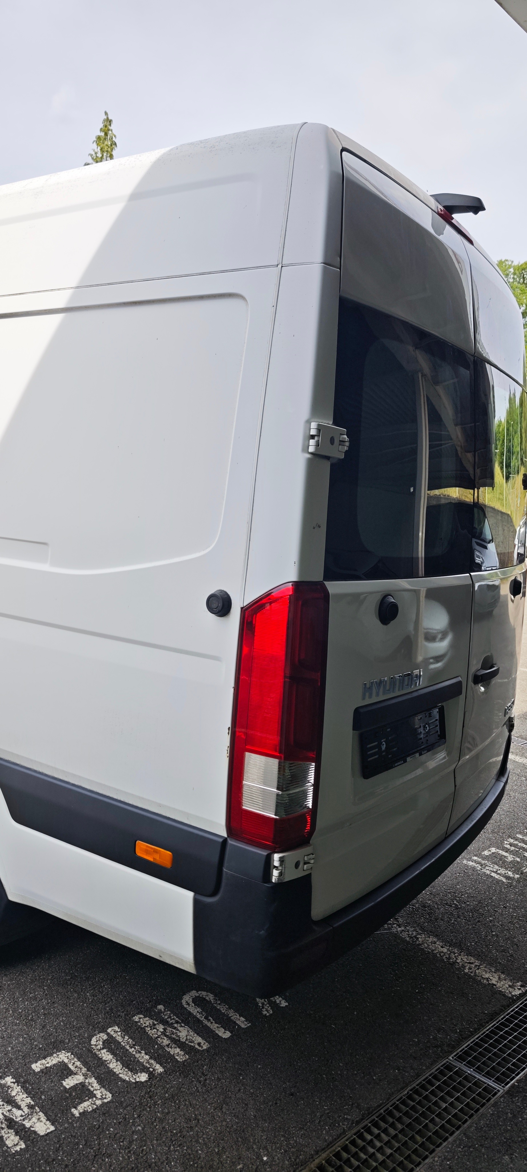 HYUNDAI H350 2.5 CRDi Amplia L2-image-6
