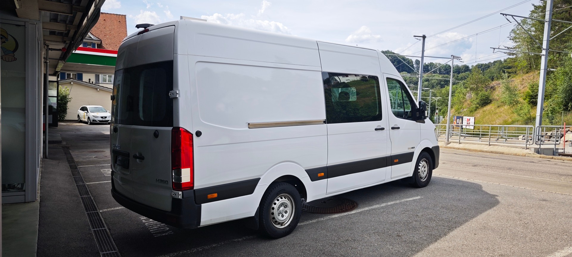 HYUNDAI H350 2.5 CRDi Amplia L2-image-3