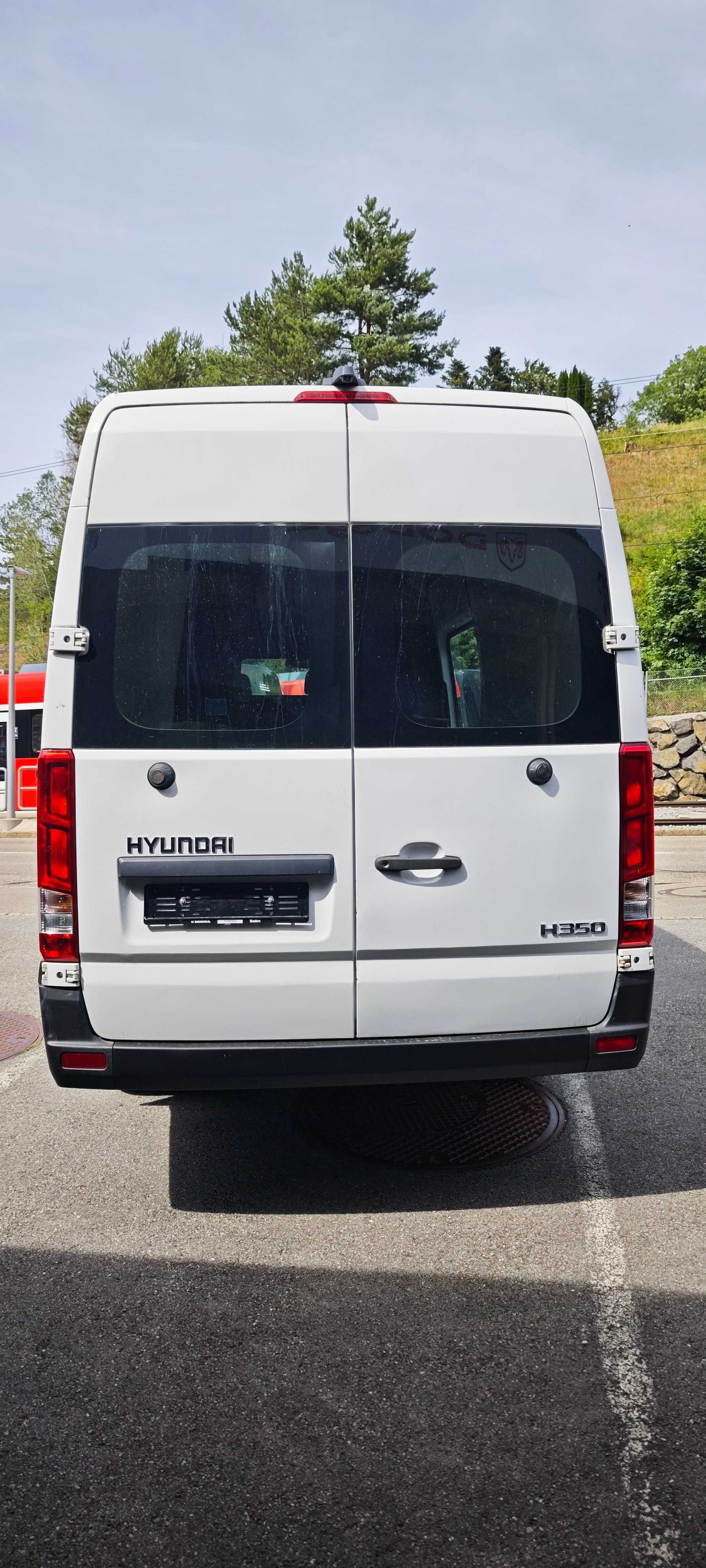 HYUNDAI H350 2.5 CRDi Amplia L2-image-5