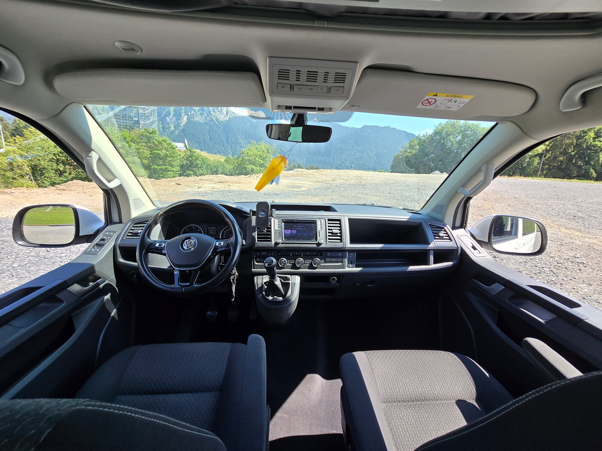 VW 2.0 TDI 150 Beach Liberty 4m-image-2