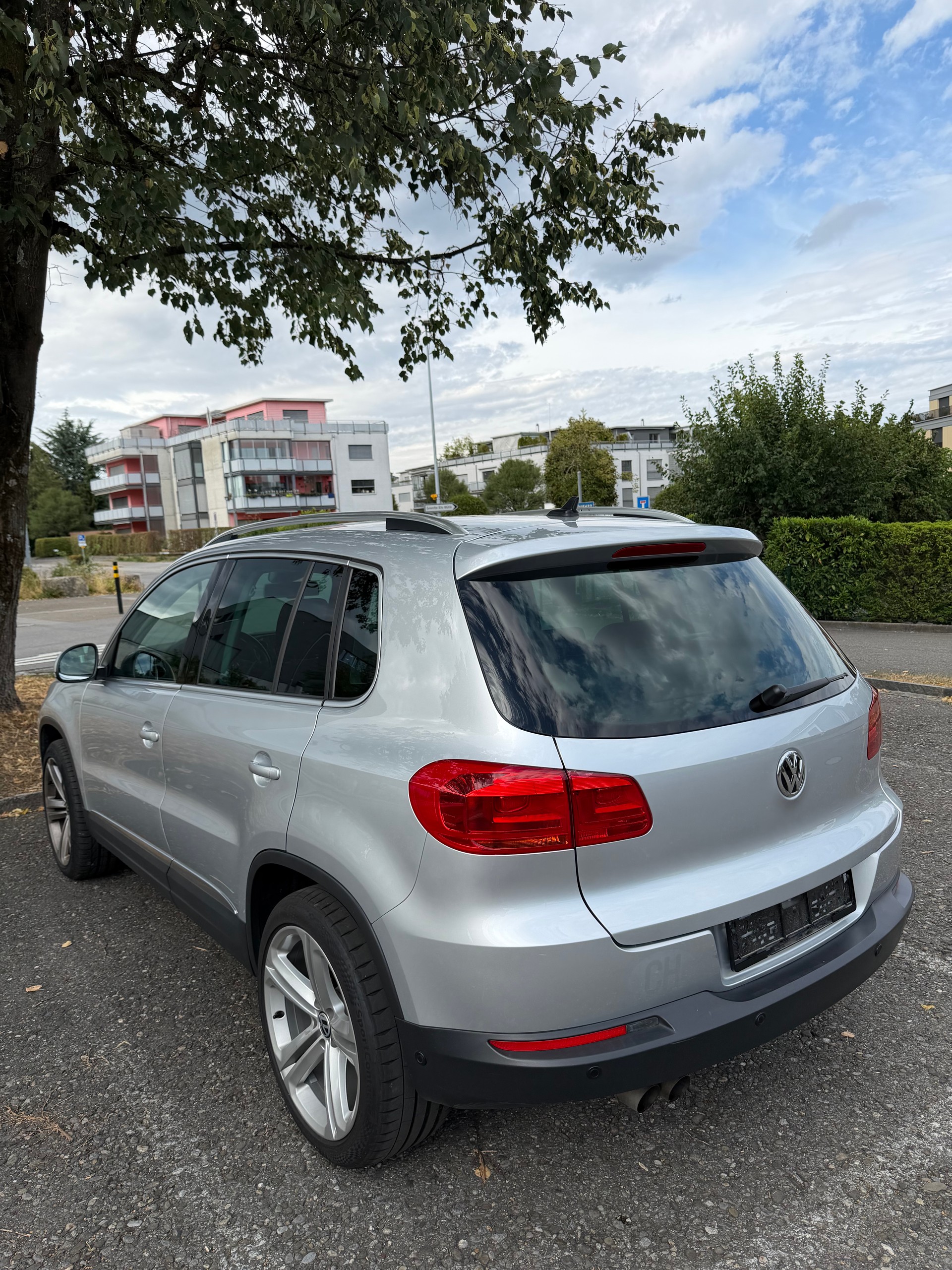 VW 2.0 TDI BMT Sport & Style DSG-image-2