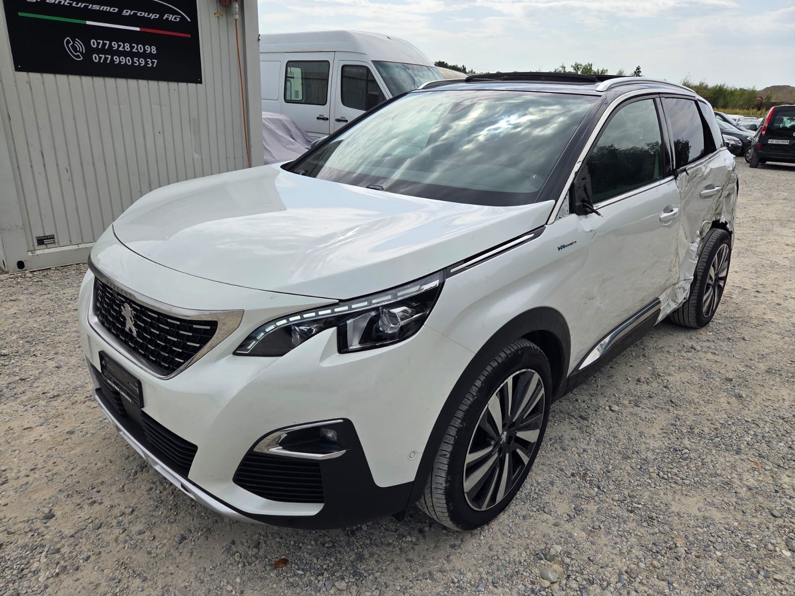 PEUGEOT 3008 300e Hybrid4 GT EAT8-image-0
