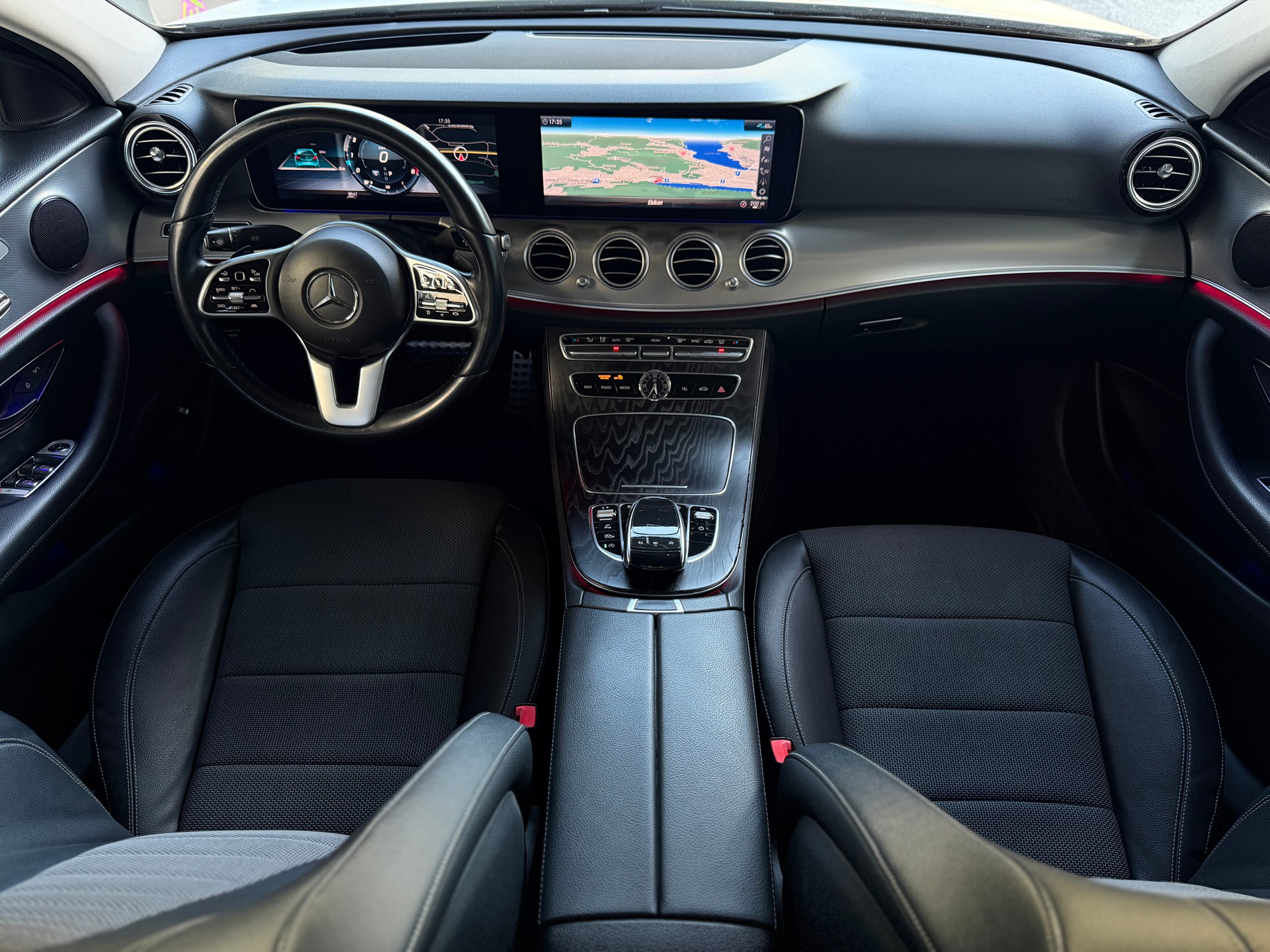 MERCEDES-BENZ E 200 Exclusive 9G-Tronic-image-19