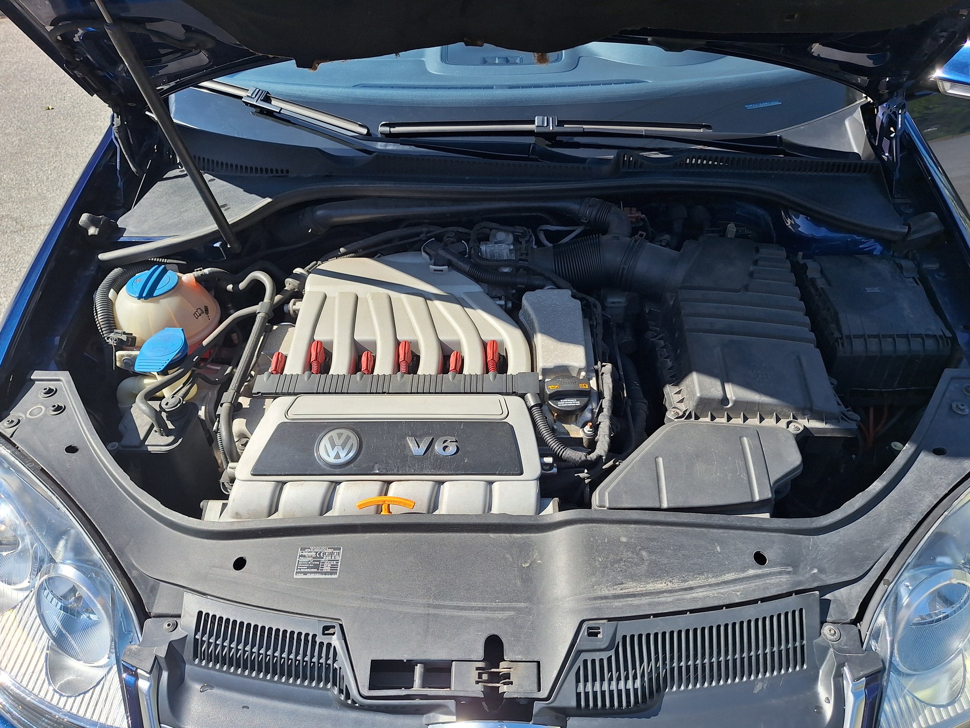 VW 3.2 V6 R32 DSG 4motion-image-4