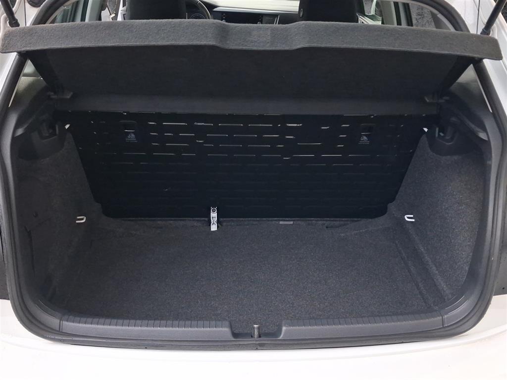 VW Polo 1.0 BMT Trendline-image-11