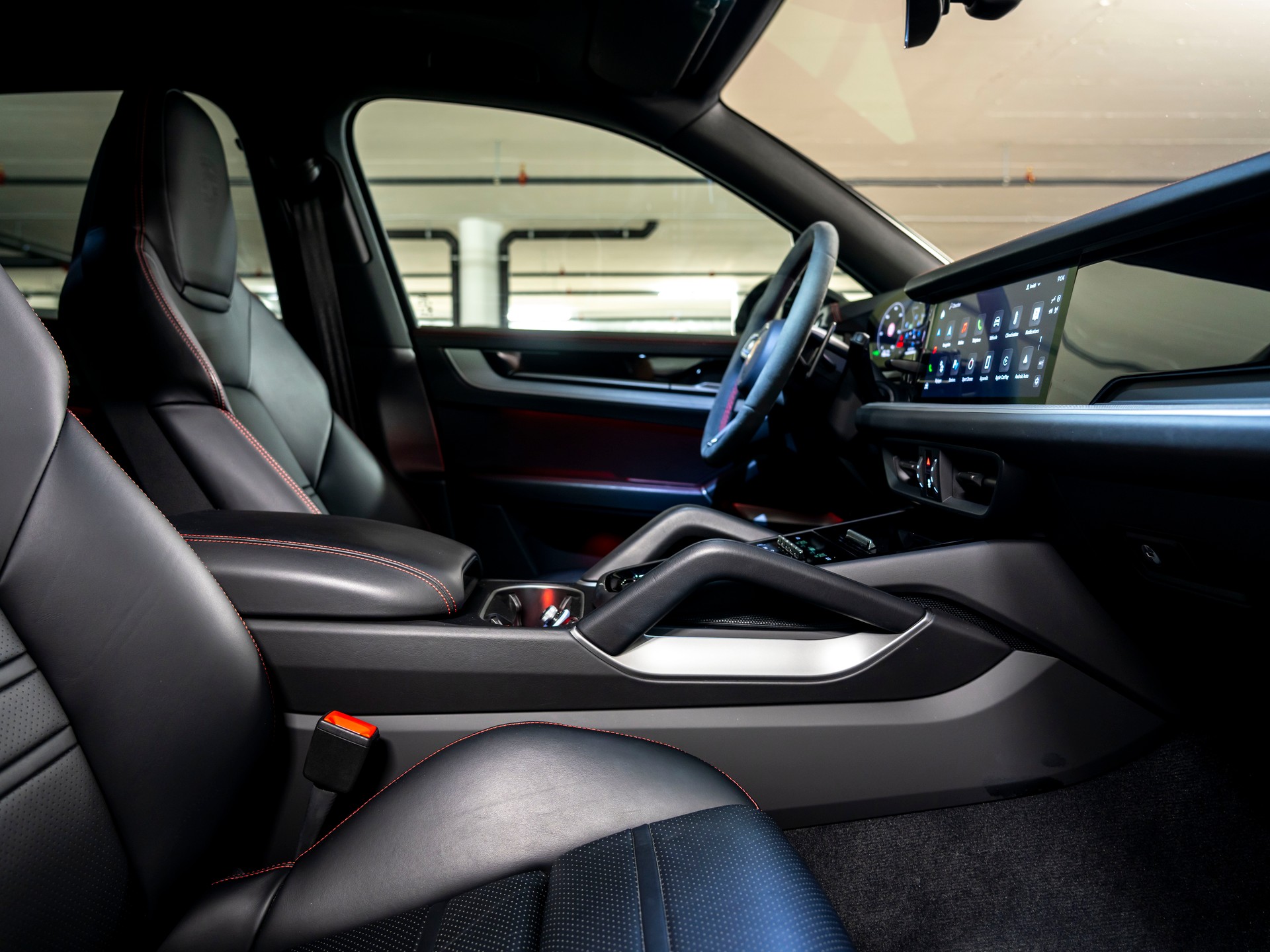 PORSCHE Cayenne S Tiptronic-image-24