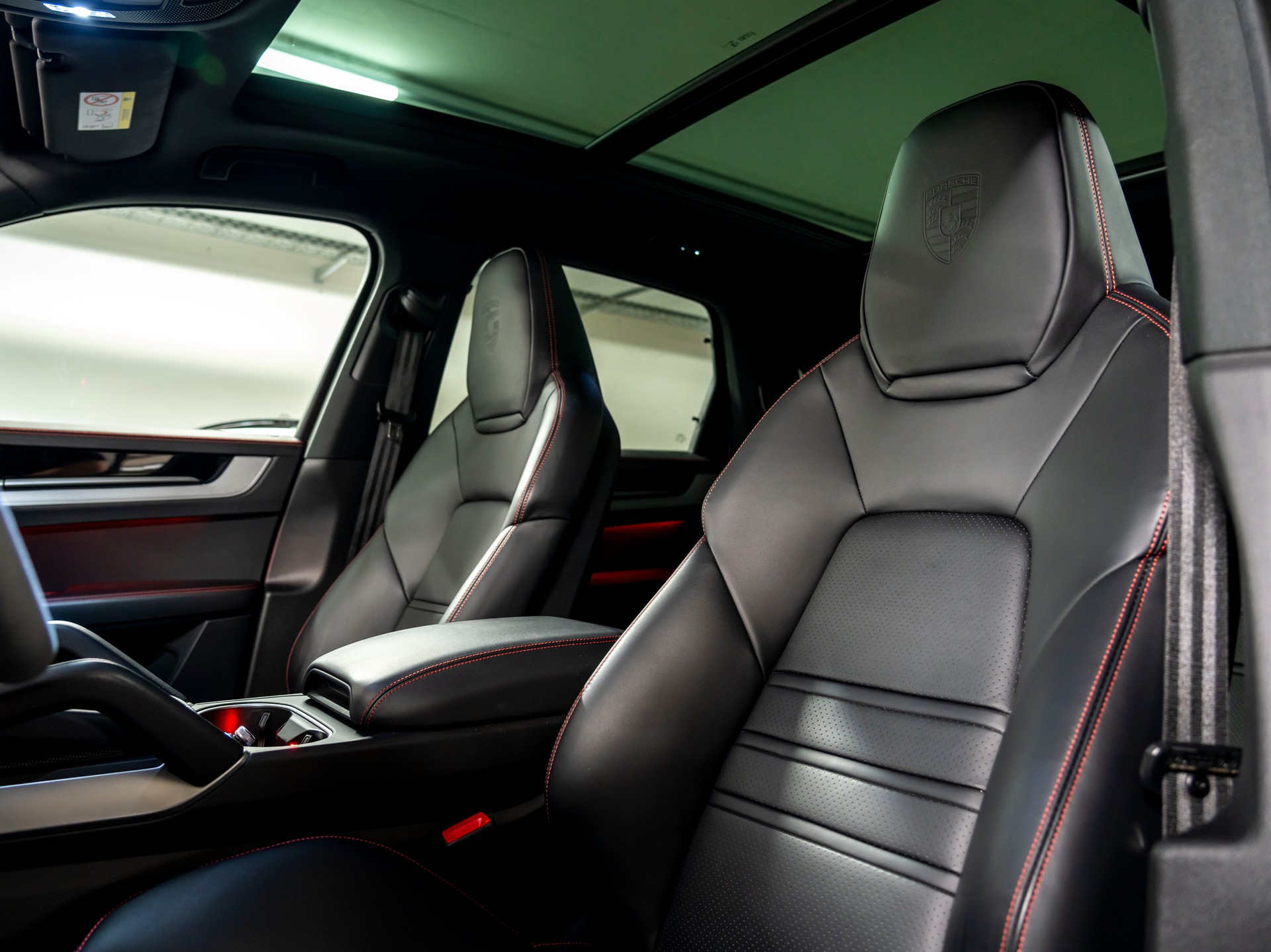 PORSCHE Cayenne S Tiptronic-image-18