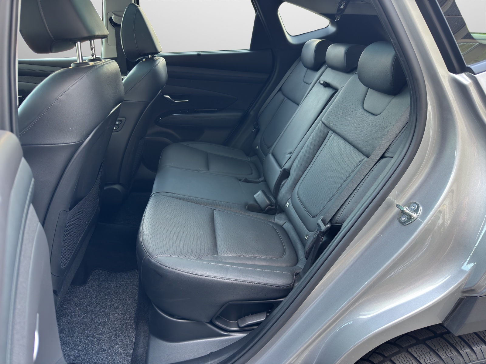 HYUNDAI Tucson 1.6 T-GDi HEV Vertex 4WD Sunroof MY25-image-7