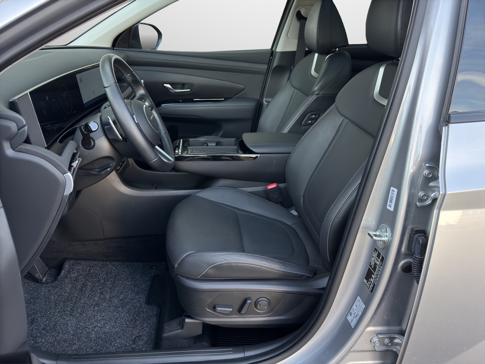 HYUNDAI Tucson 1.6 T-GDi HEV Vertex 4WD Sunroof MY25-image-4
