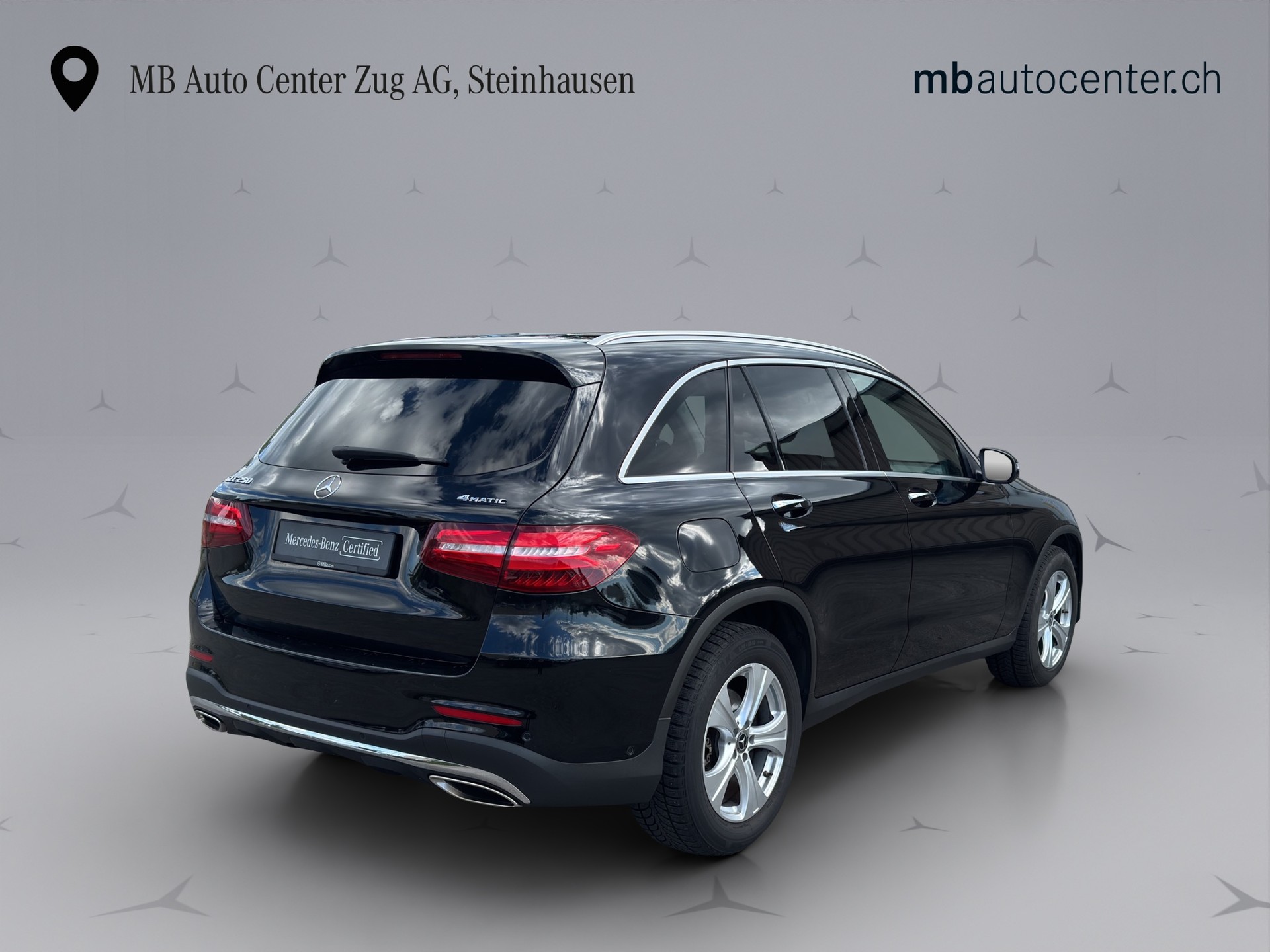 MERCEDES-BENZ GLC 250 AMG Line 4m-image-5
