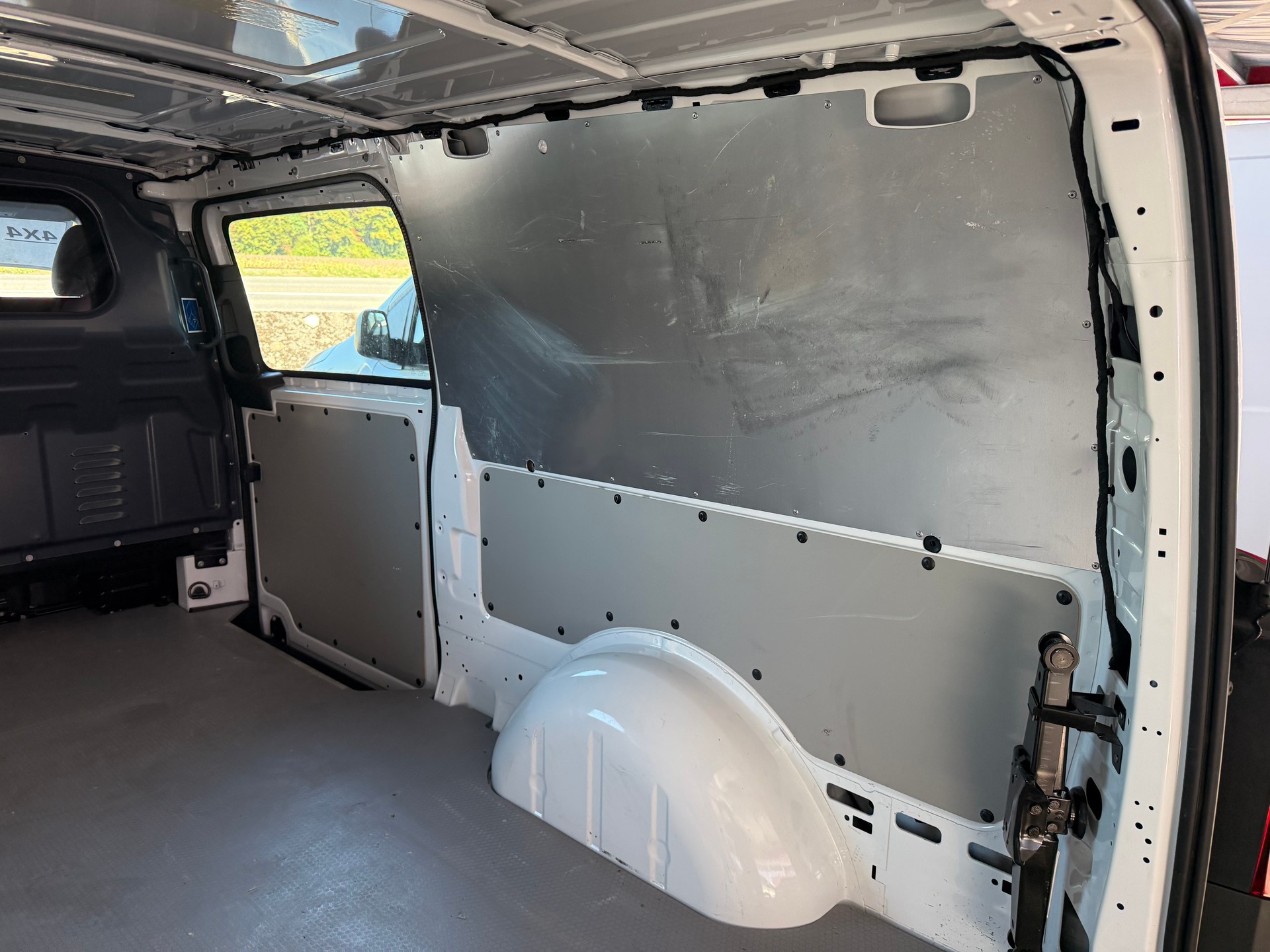 MERCEDES-BENZ Vito 114 CDI Extralang 9G-Tronic 4M Base 4X4-image-15
