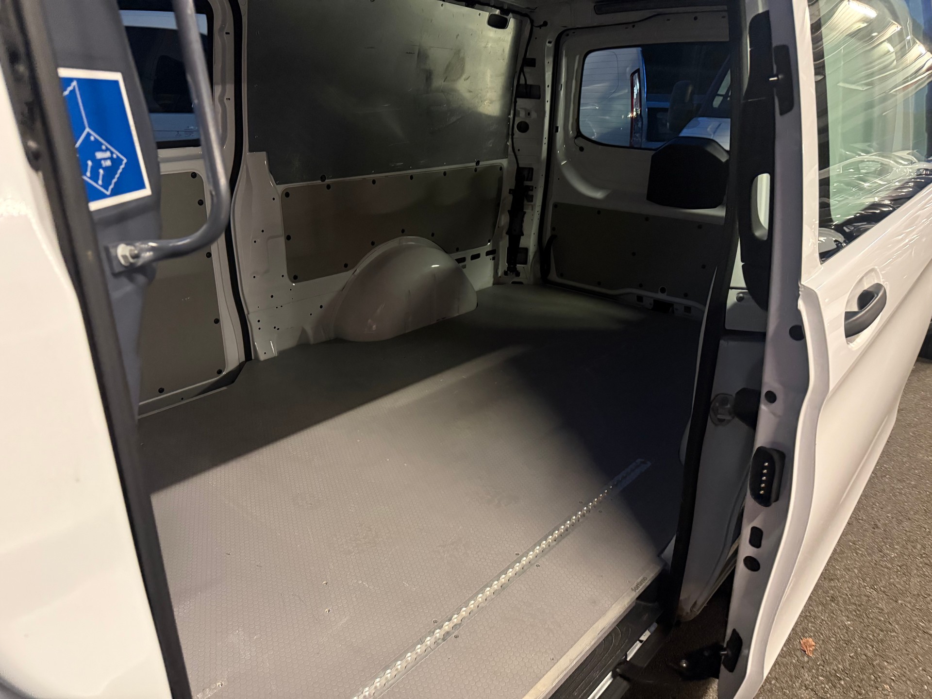 MERCEDES-BENZ Vito 114 CDI Extralang 9G-Tronic 4M Base-image-8