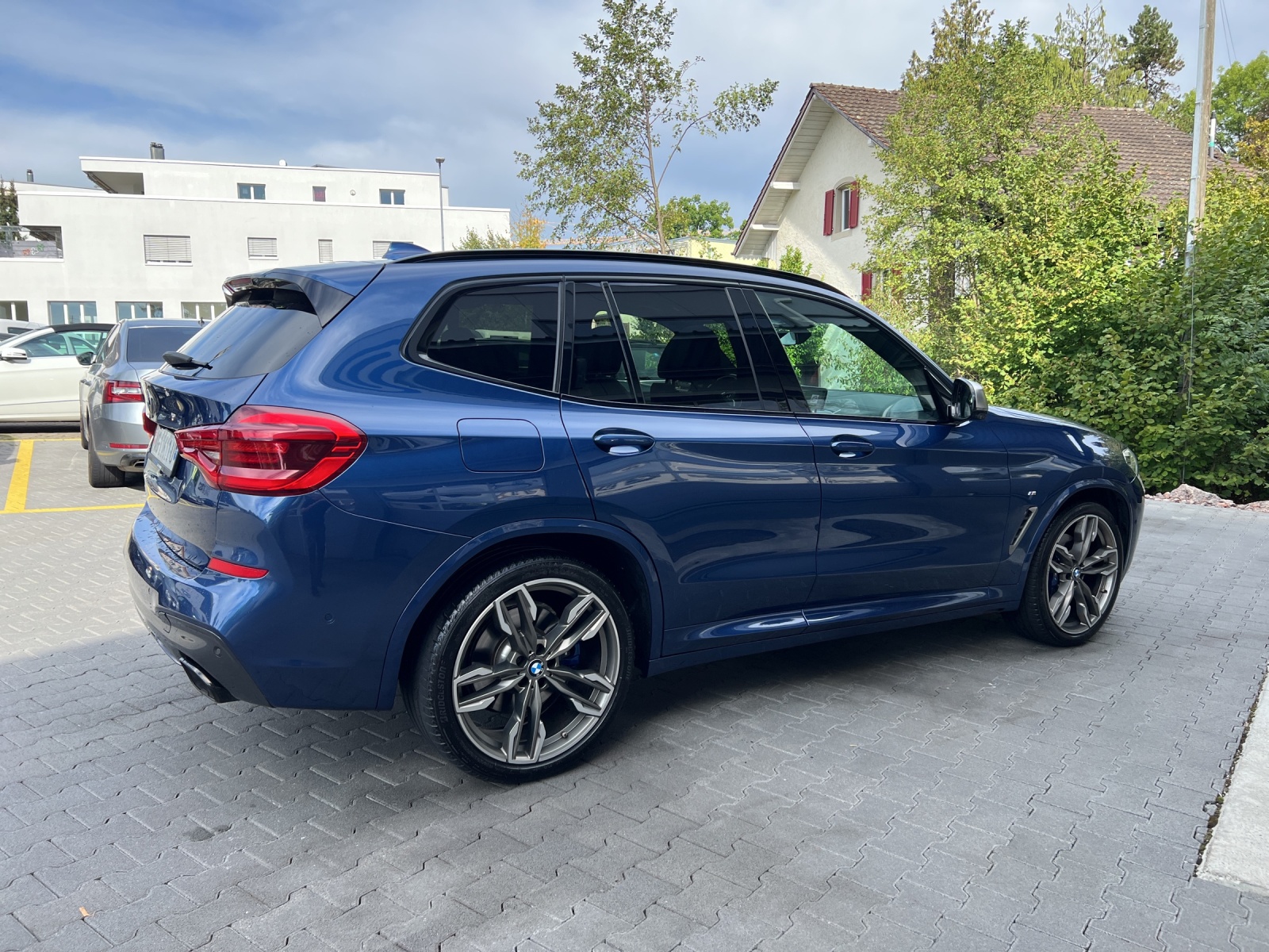 BMW X3 xDrive M40i Steptronic-showroom-element-3