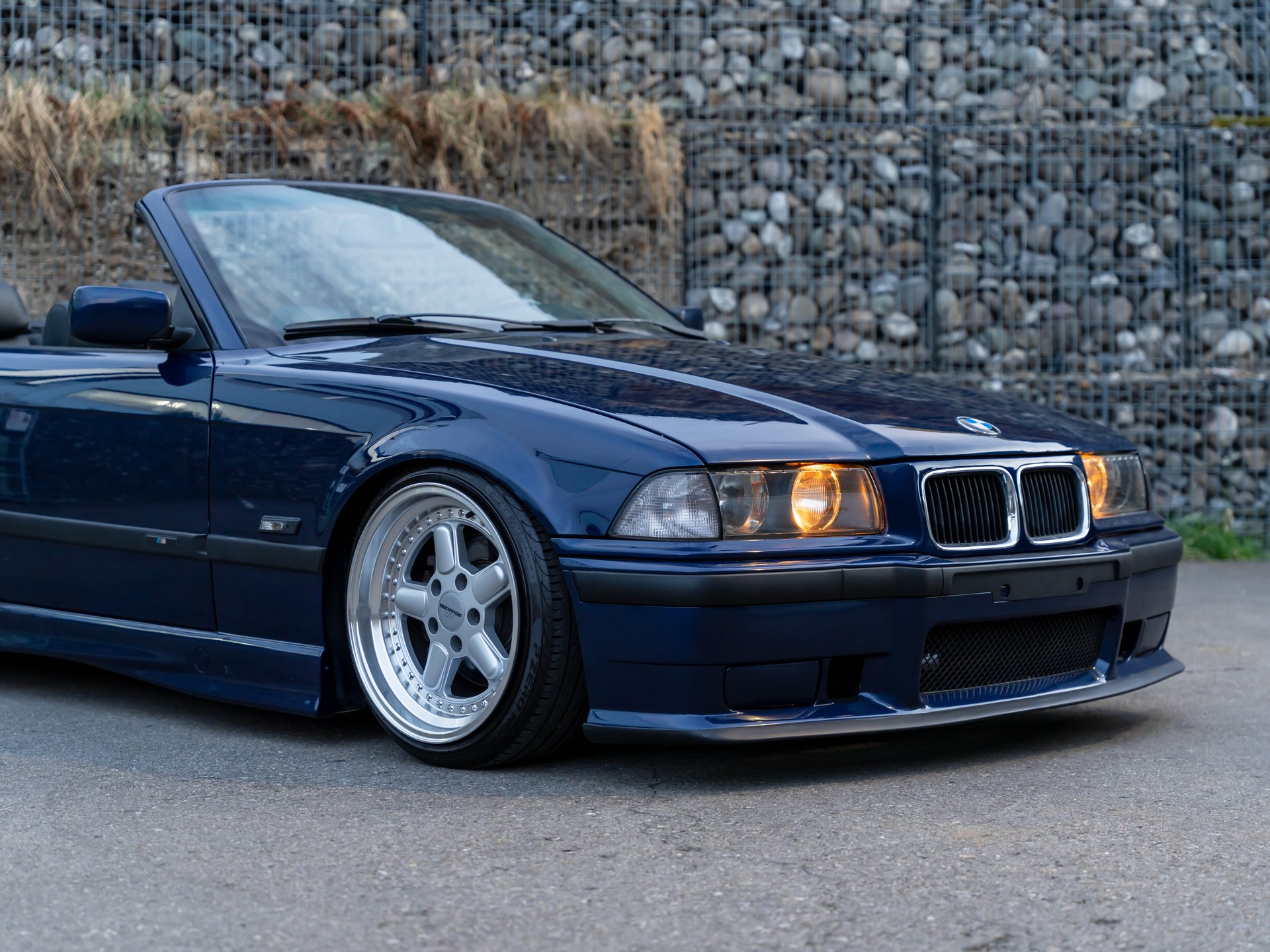 BMW 328i Cabrio M-Paket-image-16