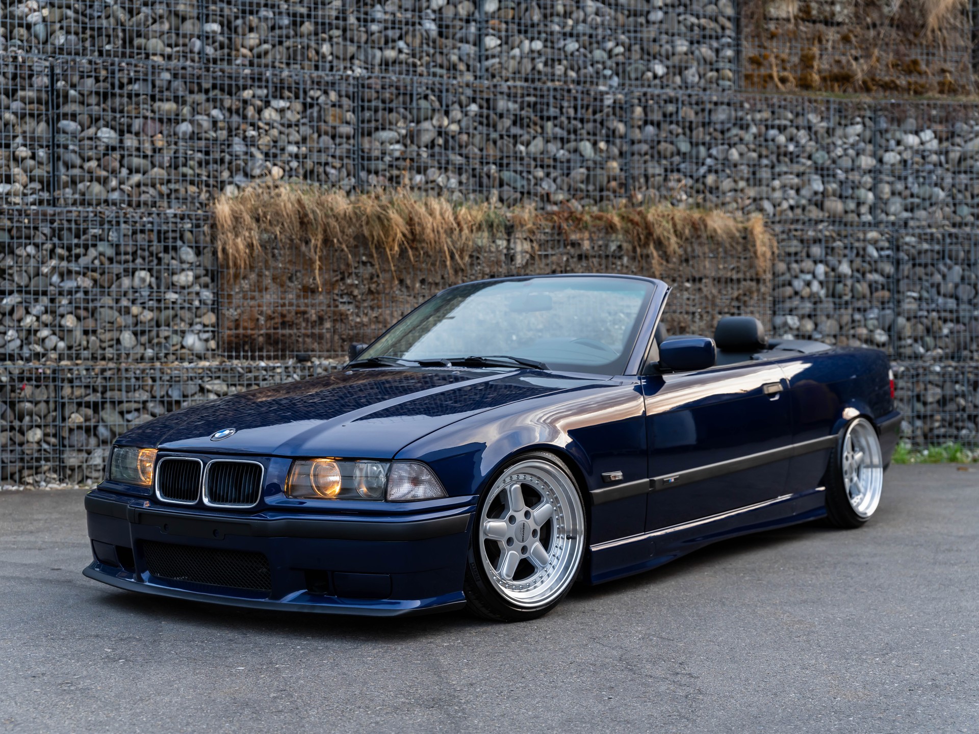 BMW 328i Cabrio M-Paket-image-0