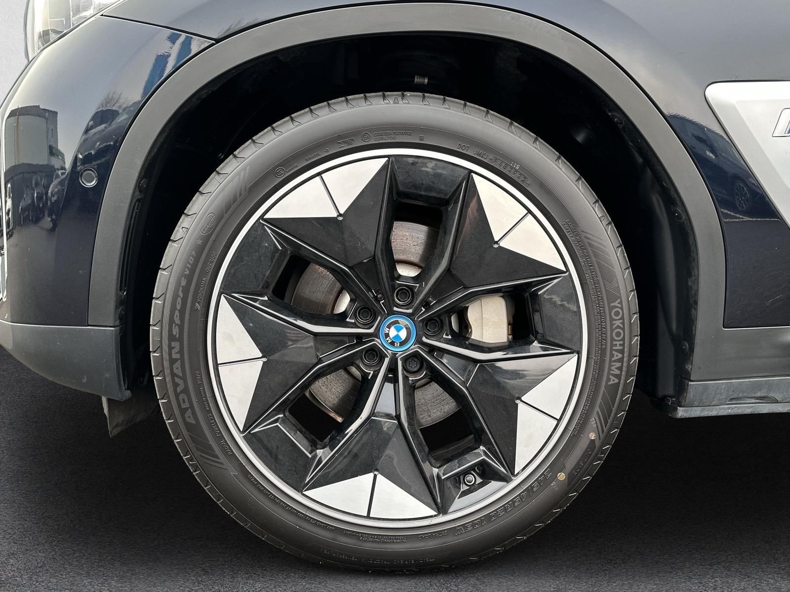 BMW iX3 E-Motor Impressive G08 (CH)-image-9