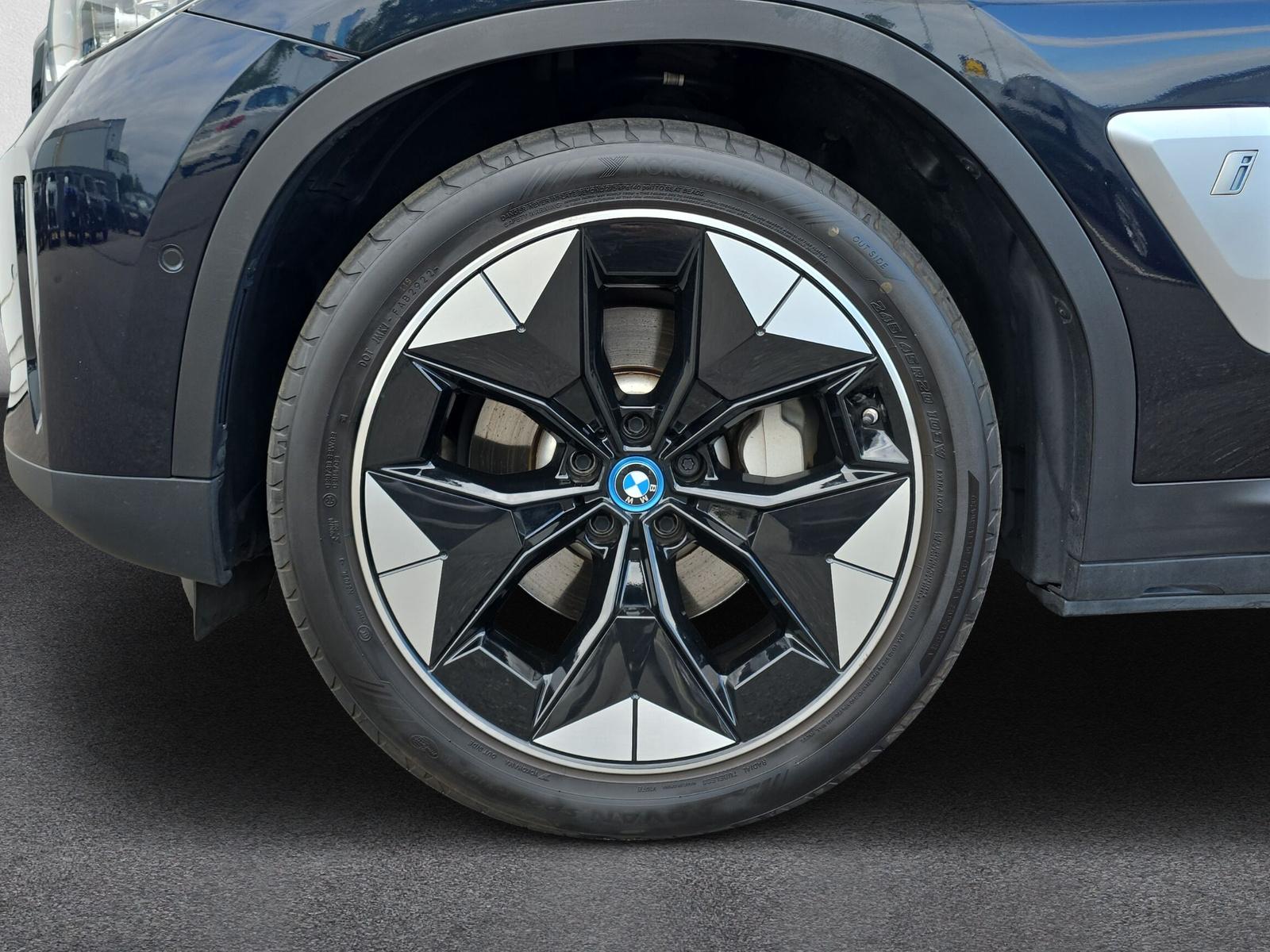 BMW iX3 E-Motor Impressive G08 (CH)-image-10