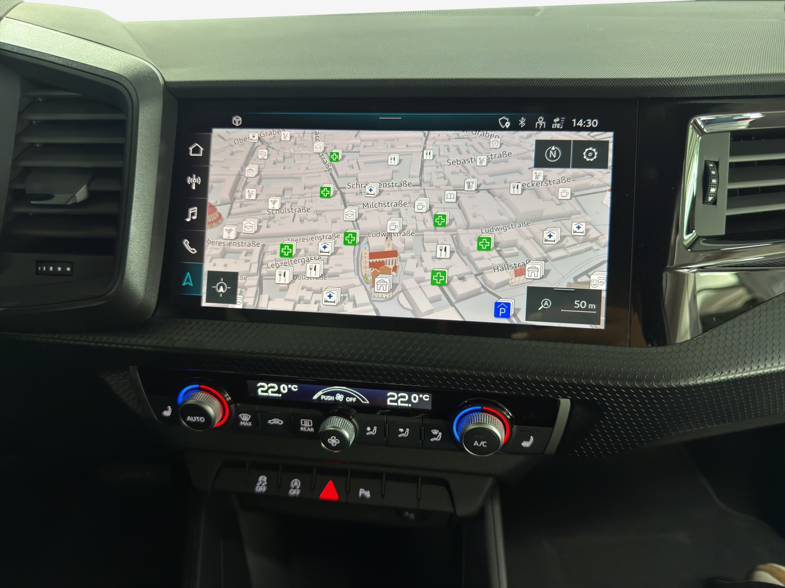 AUDI A1 Sportback 30 TFSI Attraction S-tronic-image-14