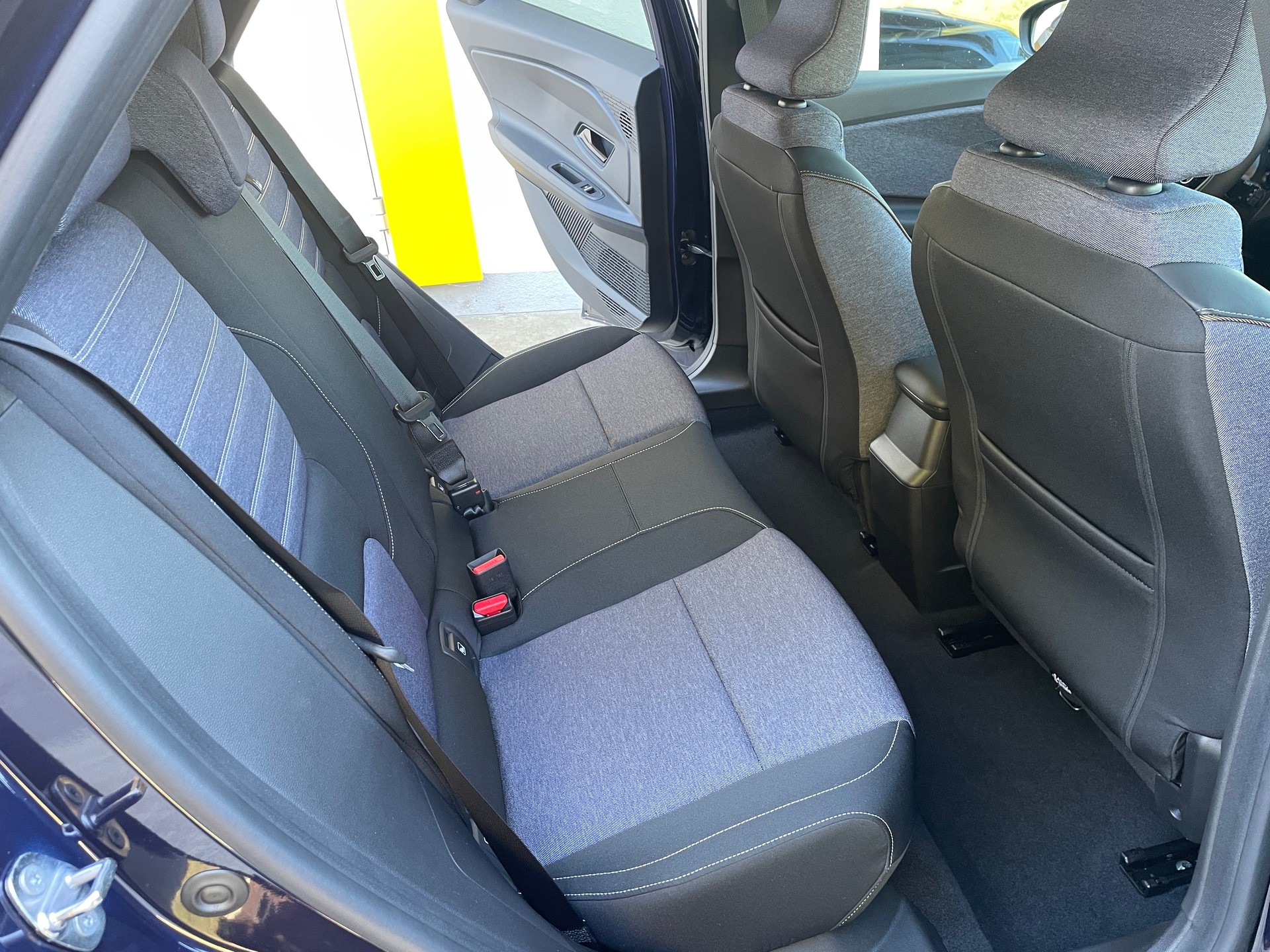 RENAULT R5 E-Tech Comfort Range 52 kWh Techno-image-6