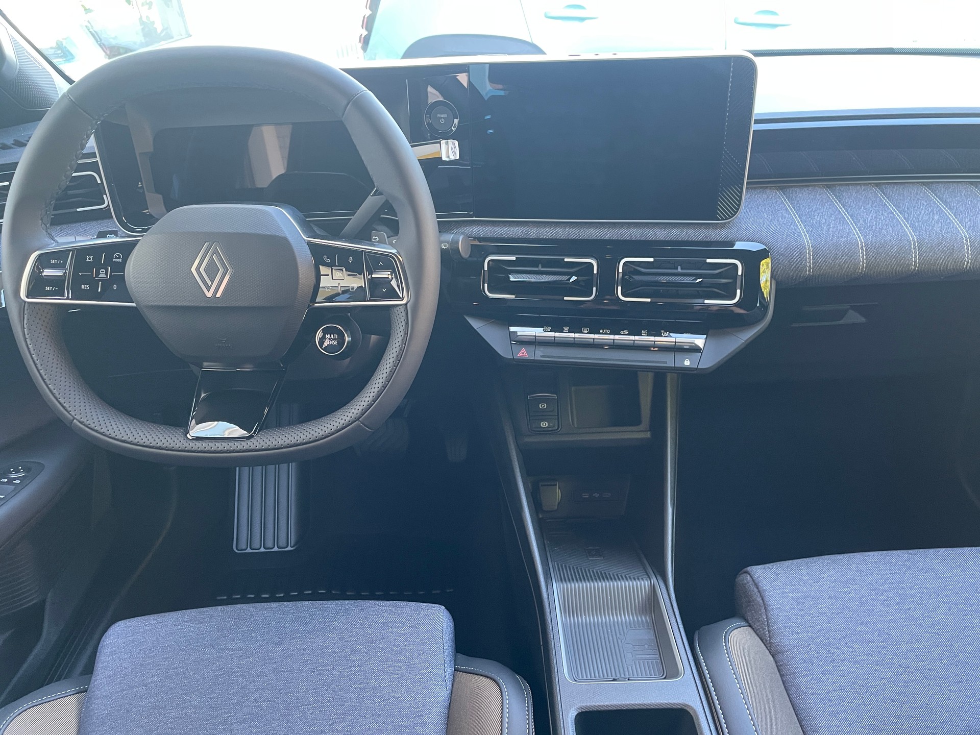 RENAULT R5 E-Tech Comfort Range 52 kWh Techno-image-10