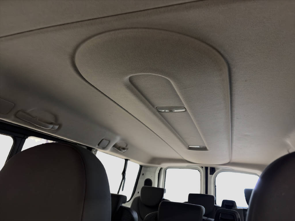PEUGEOT Expert Tepee L1 2.0 HDI 136 PS Confort 9P-image-6