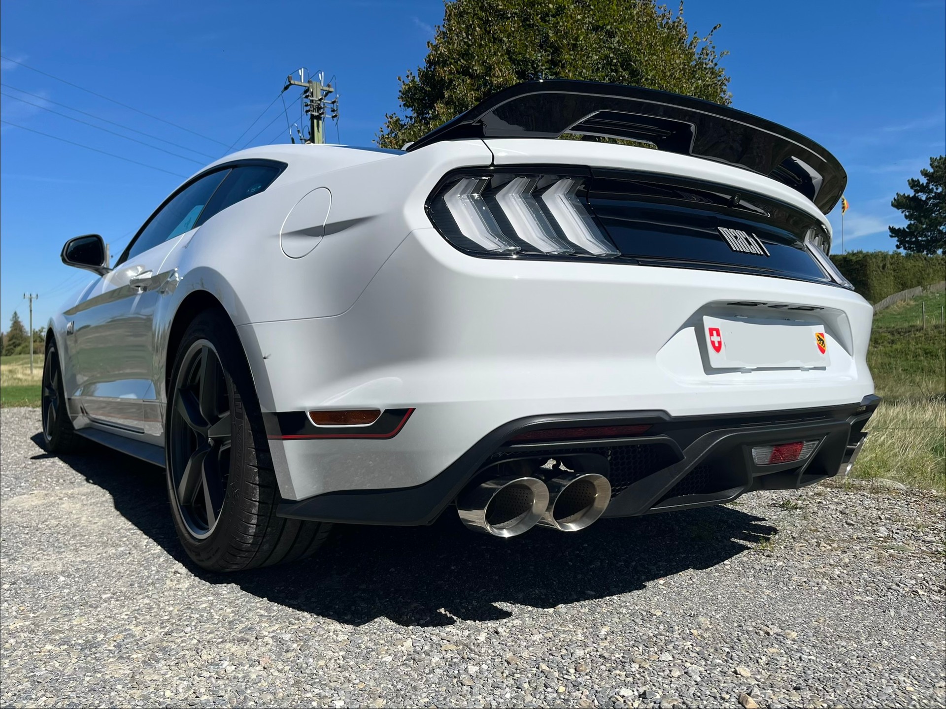 FORD Mustang 5.0 V8 Mach 1, Handschalter, Recaro Sportsitze, GT500 style Heckspoiler, Heckscheibenlamellen, Carcover...-image-7