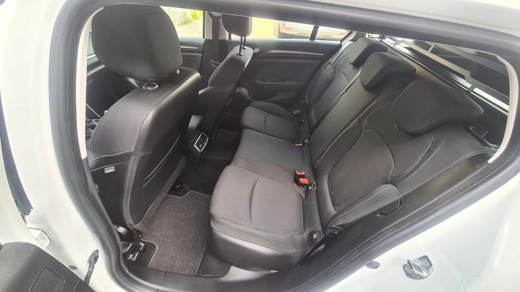 RENAULT Mégane Grandtour 1.5 dCi Business EDC ** Navigationssystem ** Tempomat ** Klimaautomat ** Ab MFK & Service ** Modell 2021 **-image-11