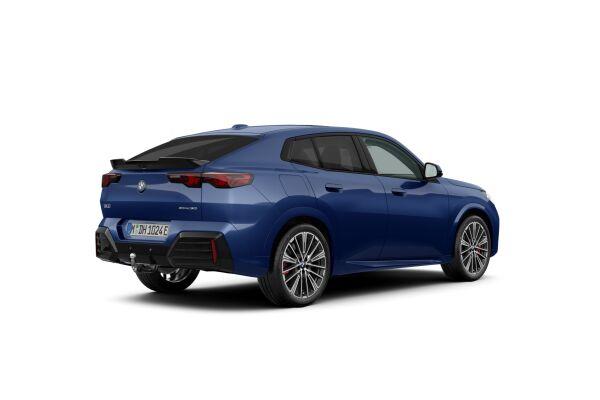 BMW iX2 xDrive M Sport-image-1