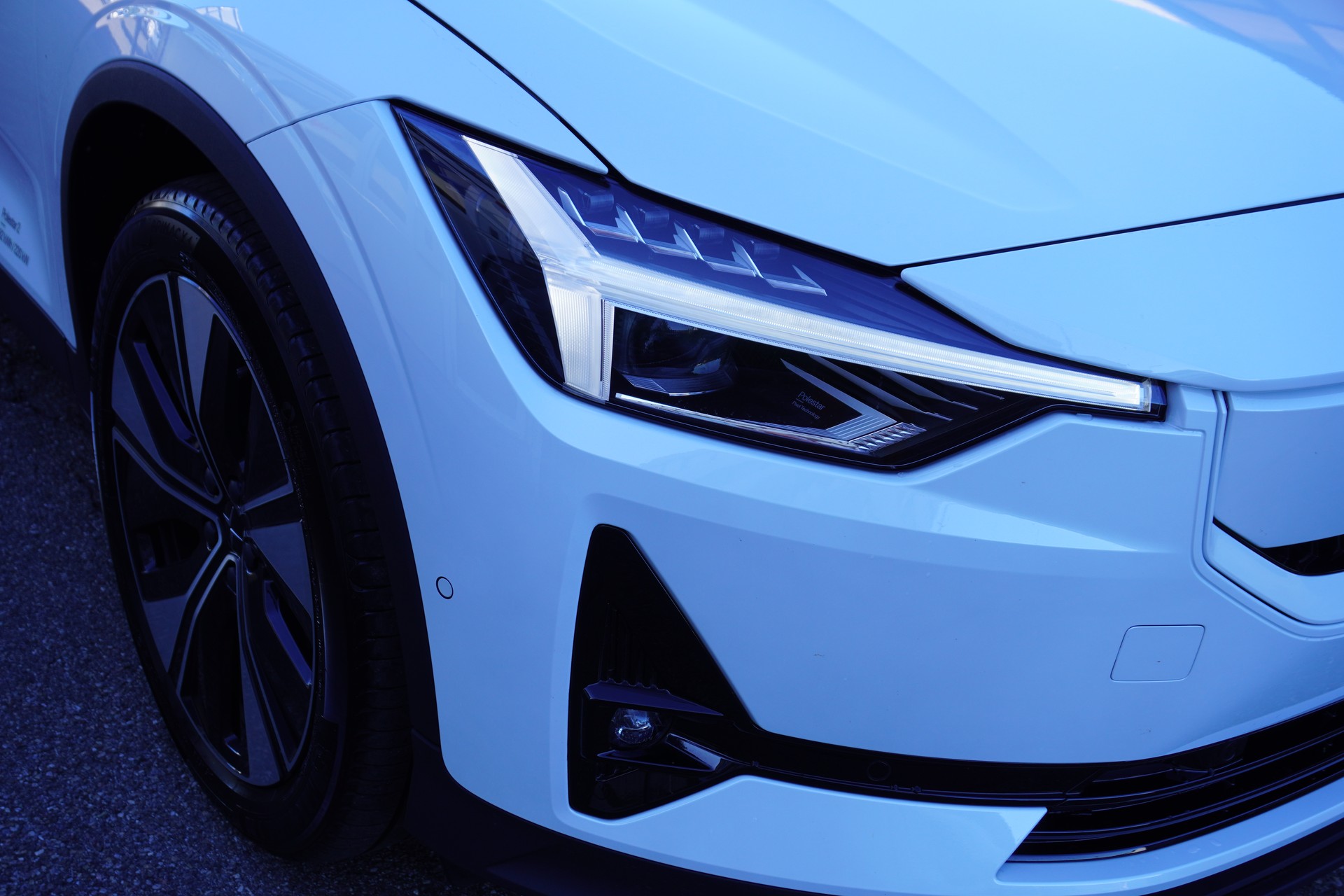 POLESTAR Polestar 2 Long Range Single Plus Pack 82kWh-image-35