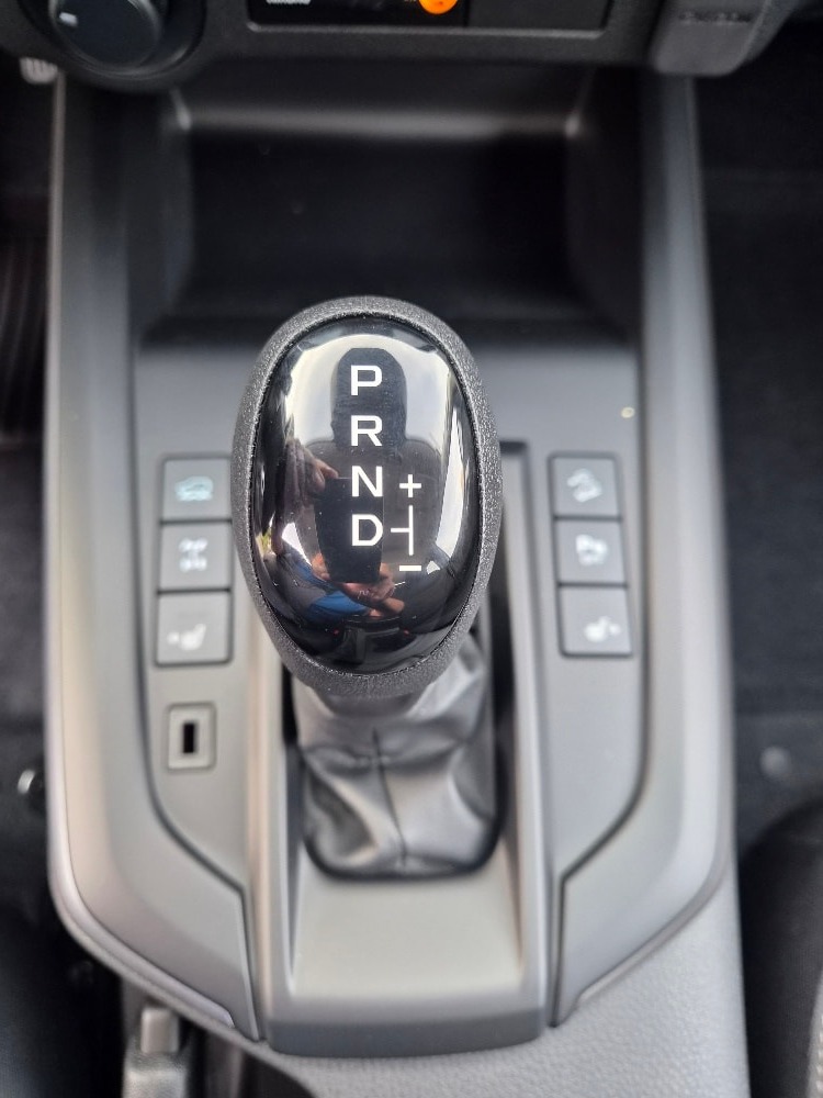 ISUZU D-MAX 2.2 SpaceCab Evolution 4x4 AT-image-15