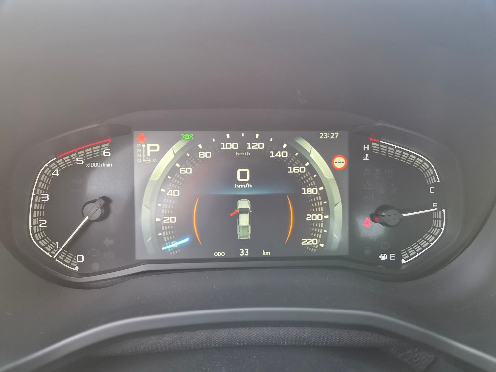ISUZU D-MAX 2.2 SpaceCab Evolution 4x4 AT-image-11