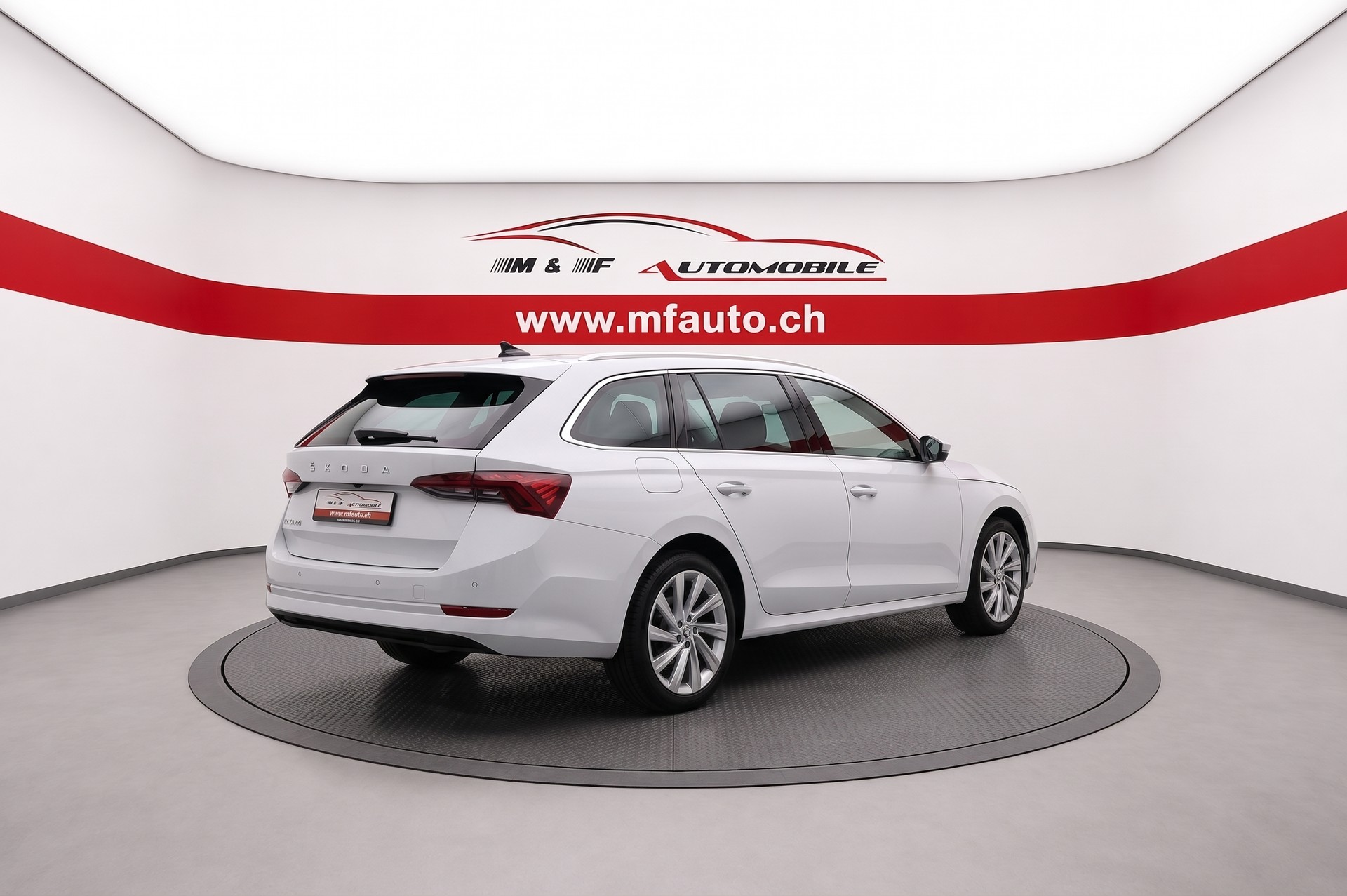 SKODA Octavia Combi 2.0 TDI 200 Style 4x4 DSG-image-5
