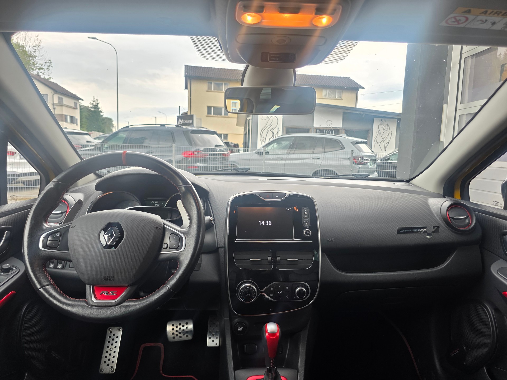 RENAULT Clio 1.6 T RS 200 EDC-image-5