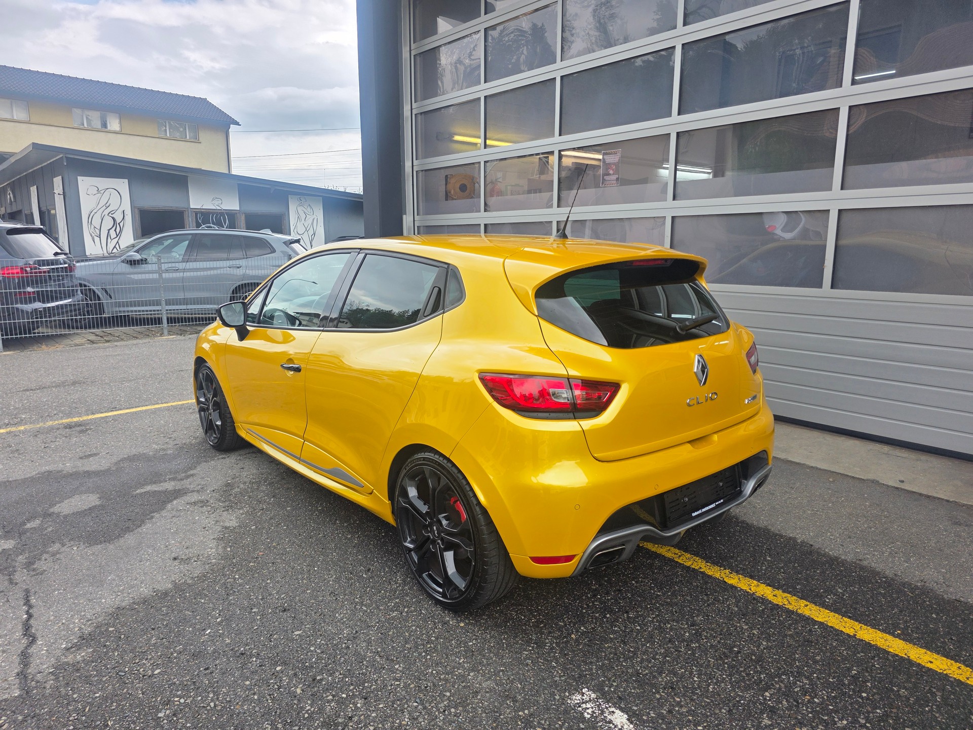 RENAULT Clio 1.6 T RS 200 EDC-image-3