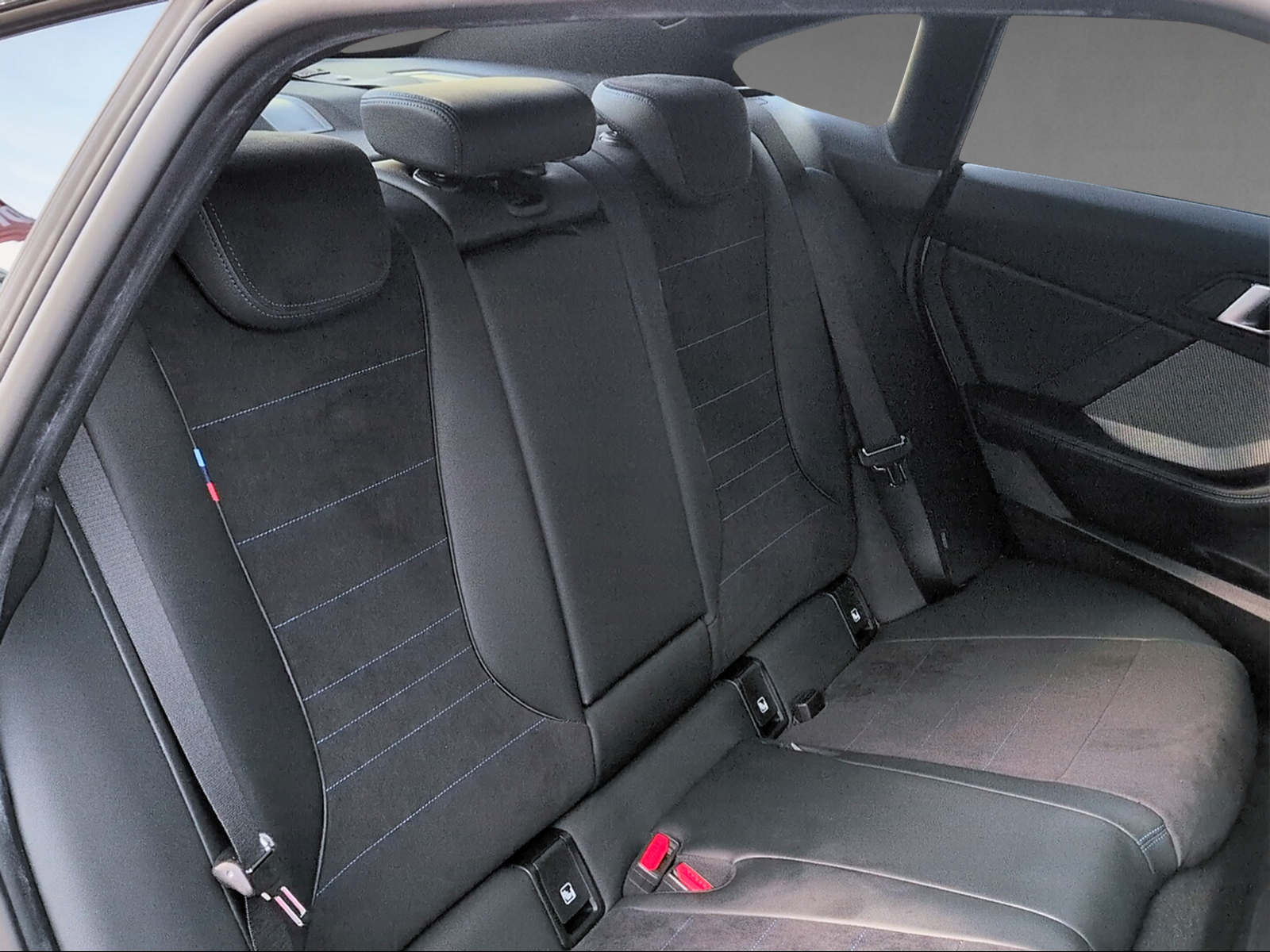 BMW 2er Reihe F74 Gran Coupé M235i xDrive-image-12