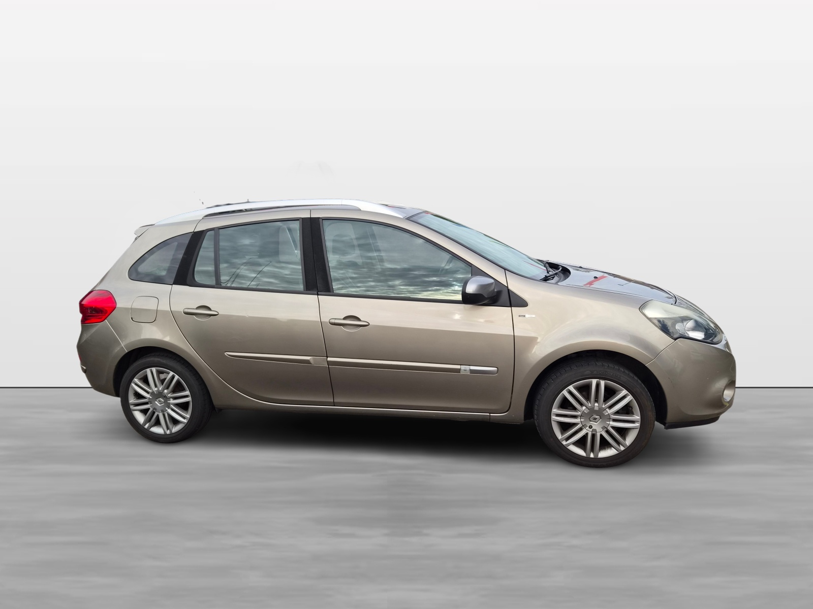 RENAULT Clio Grandtour 1.2 16V Turbo Exception-showroom-element-1
