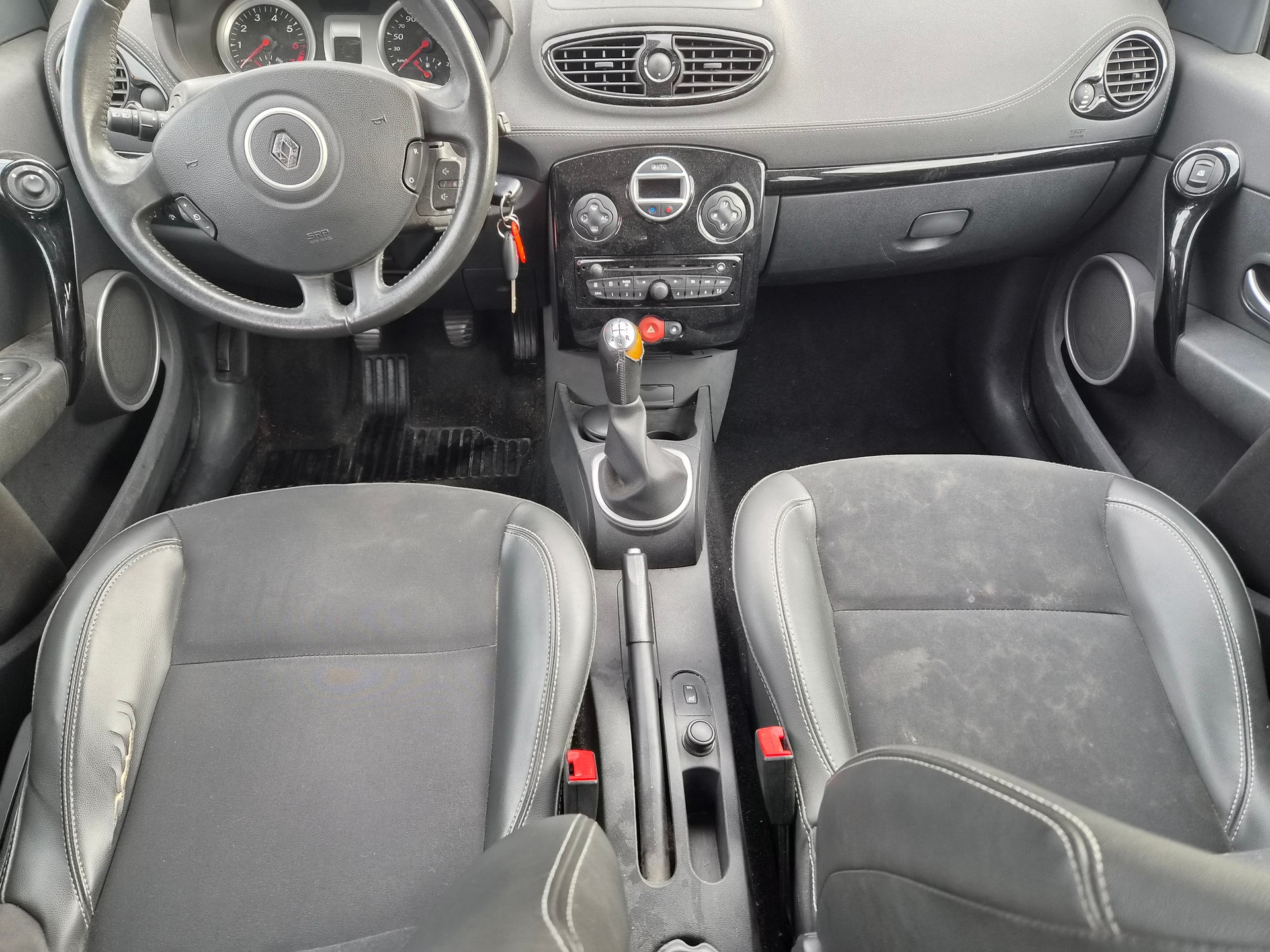 RENAULT Clio Grandtour 1.2 16V Turbo Exception-image-9