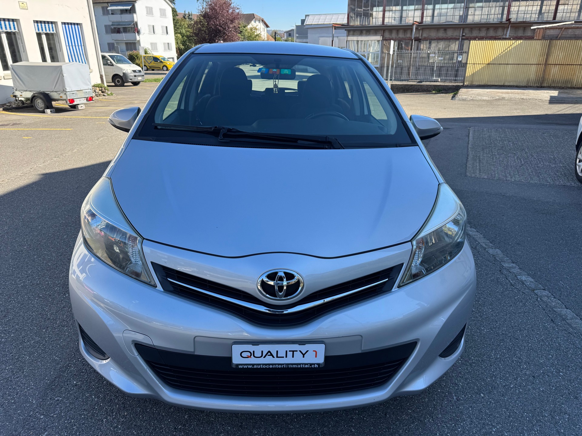 TOYOTA Yaris 1.33 Sol-image-1
