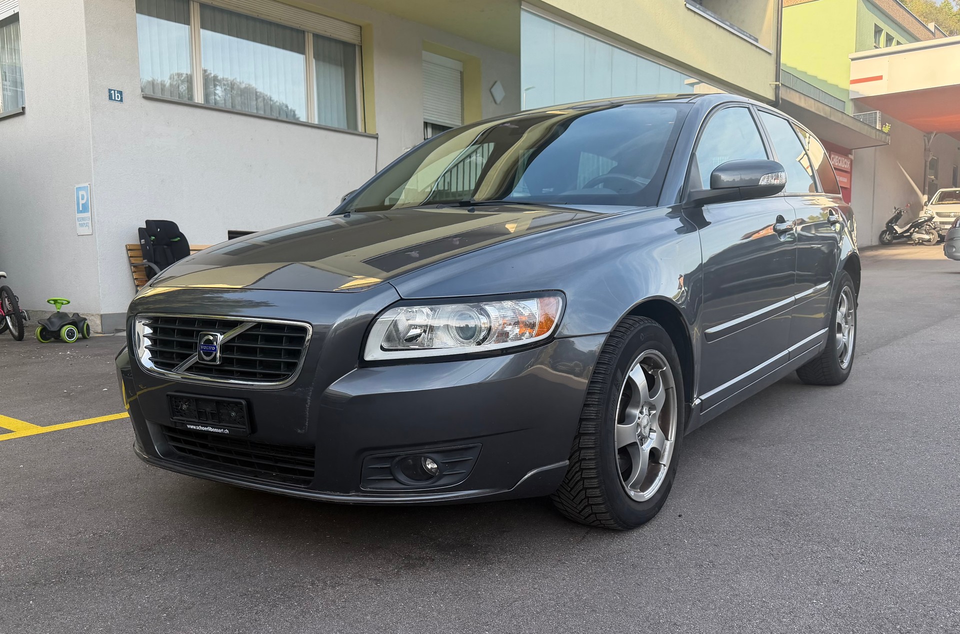 VOLVO 2.4 20V Basis geaT-image-0
