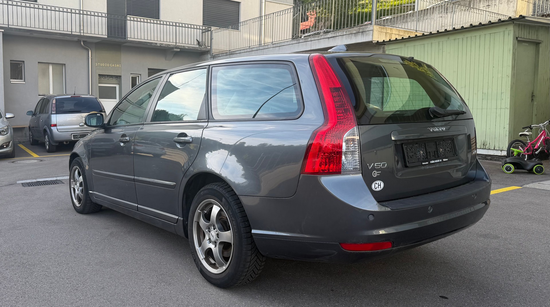 VOLVO 2.4 20V Basis geaT-image-2