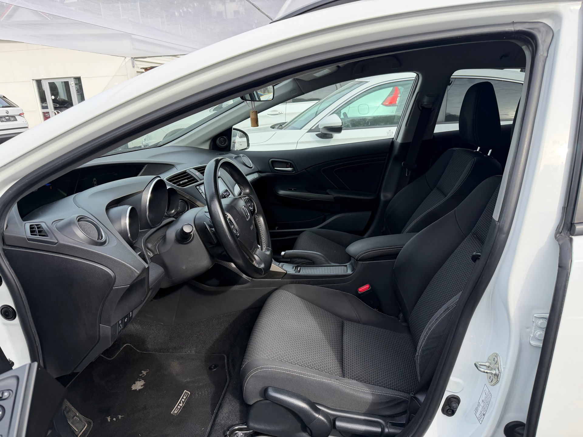 HONDA Civic 1.8 i-VTEC Lifestyle Tourer Automatic-image-7