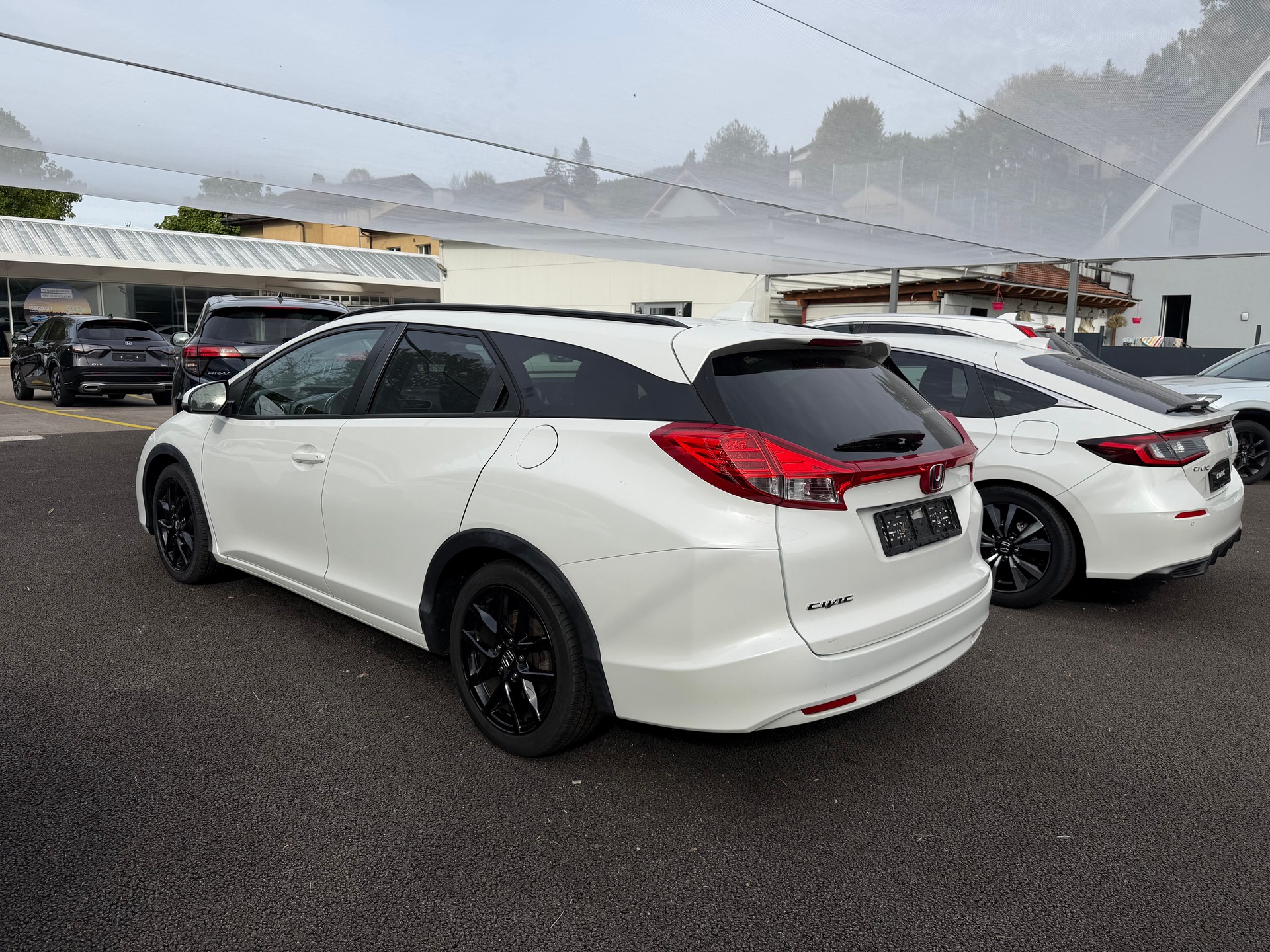HONDA Civic 1.8 i-VTEC Lifestyle Tourer Automatic-image-2