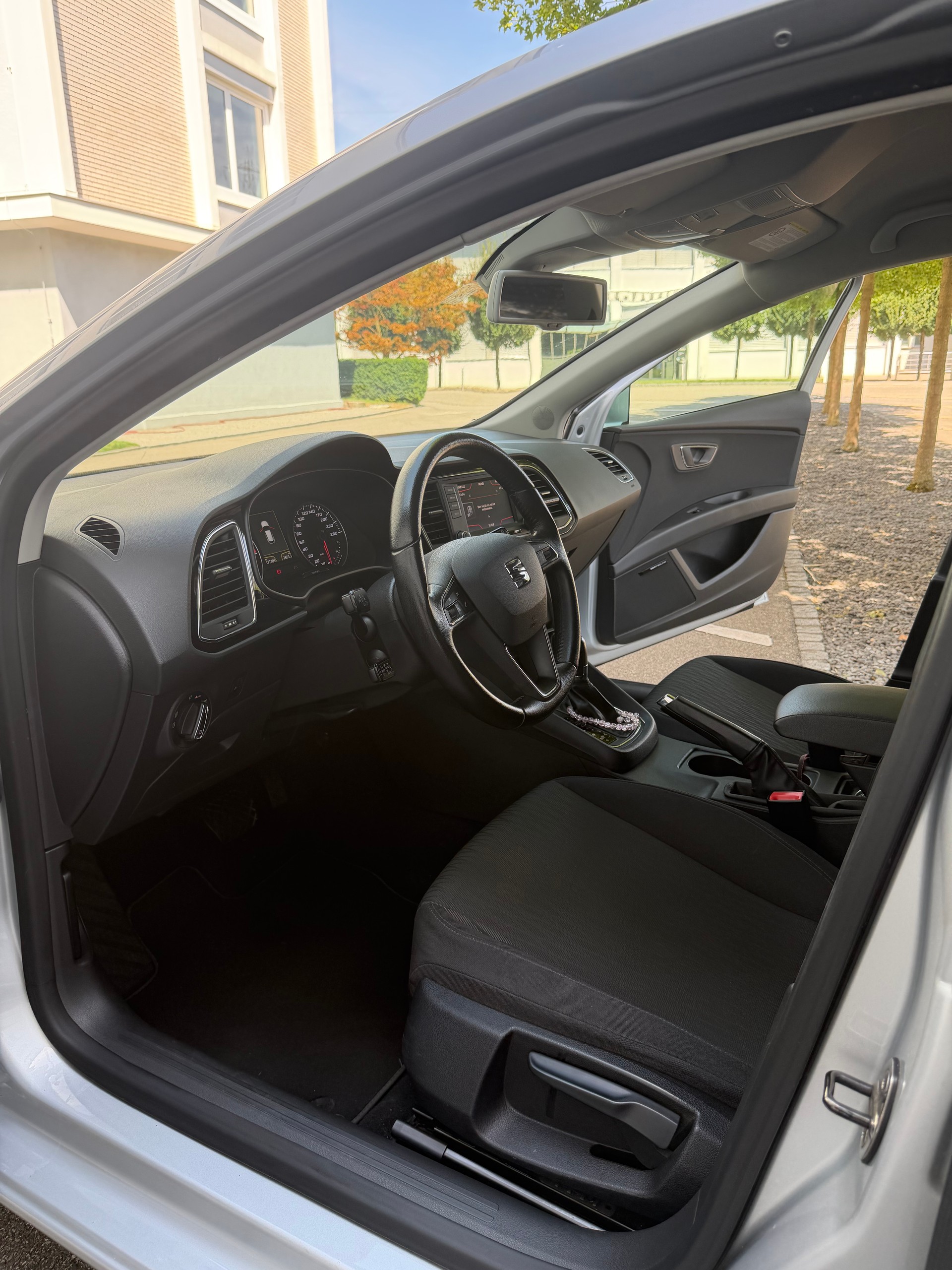 SEAT 2.0 TDI Style DSG-image-3
