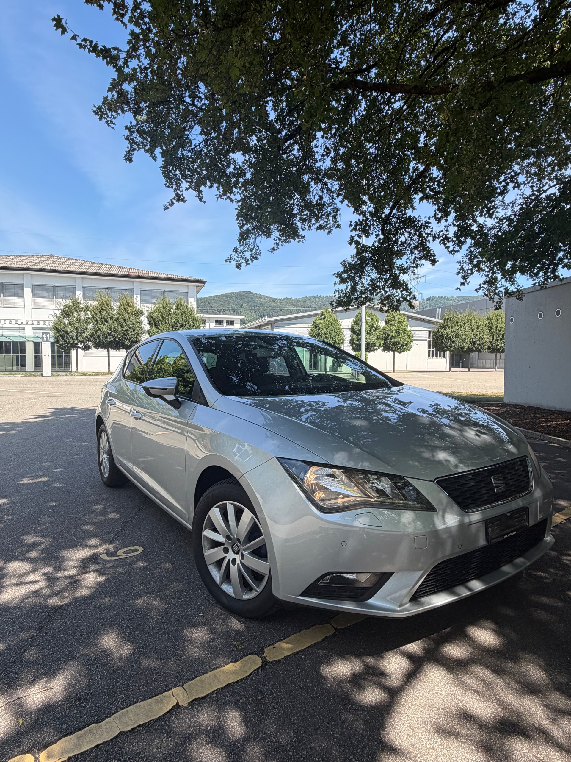 SEAT 2.0 TDI Style DSG-image-1