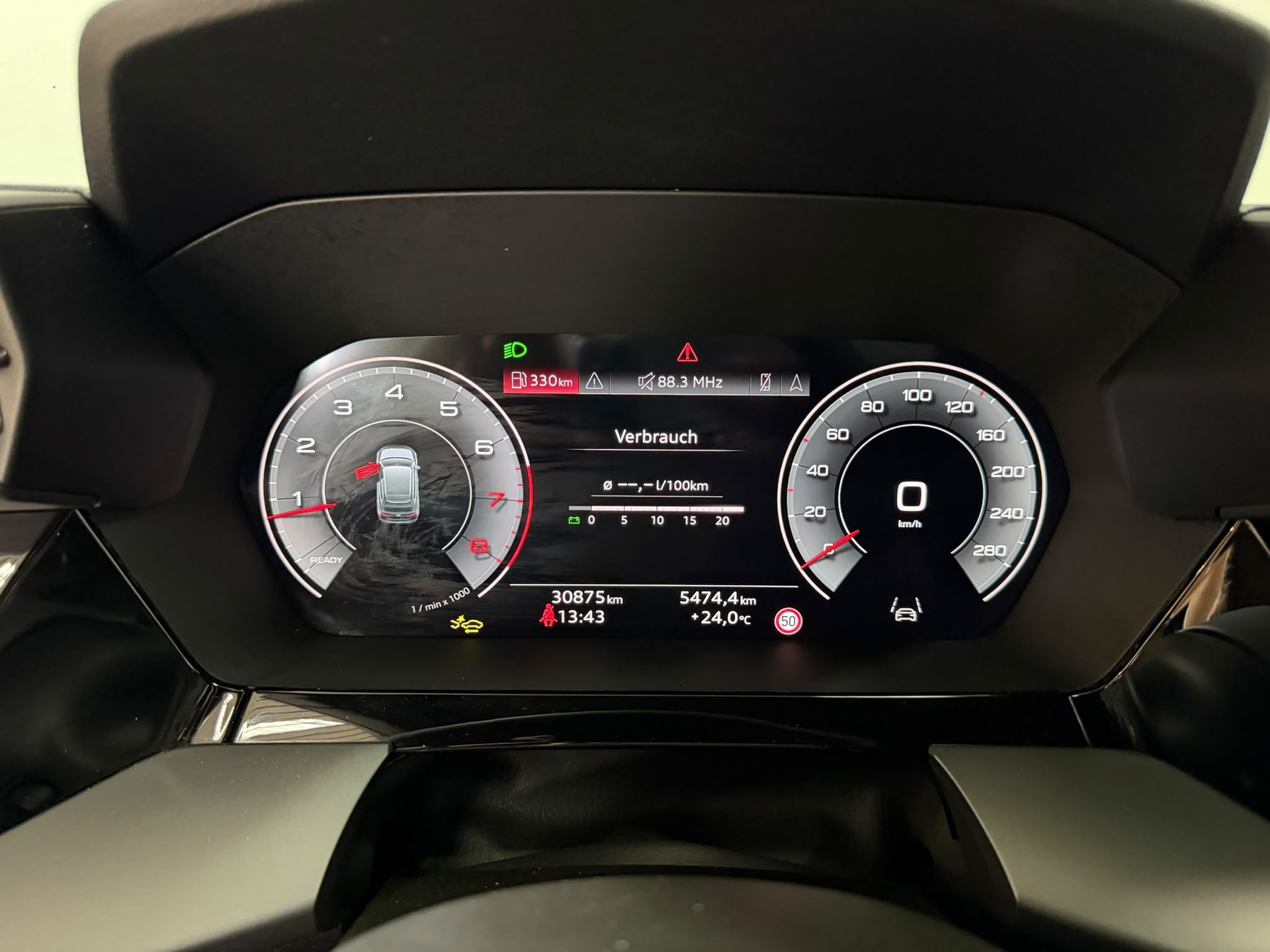 AUDI A3 Sportback 35 TFSI advanced Attraction-image-10