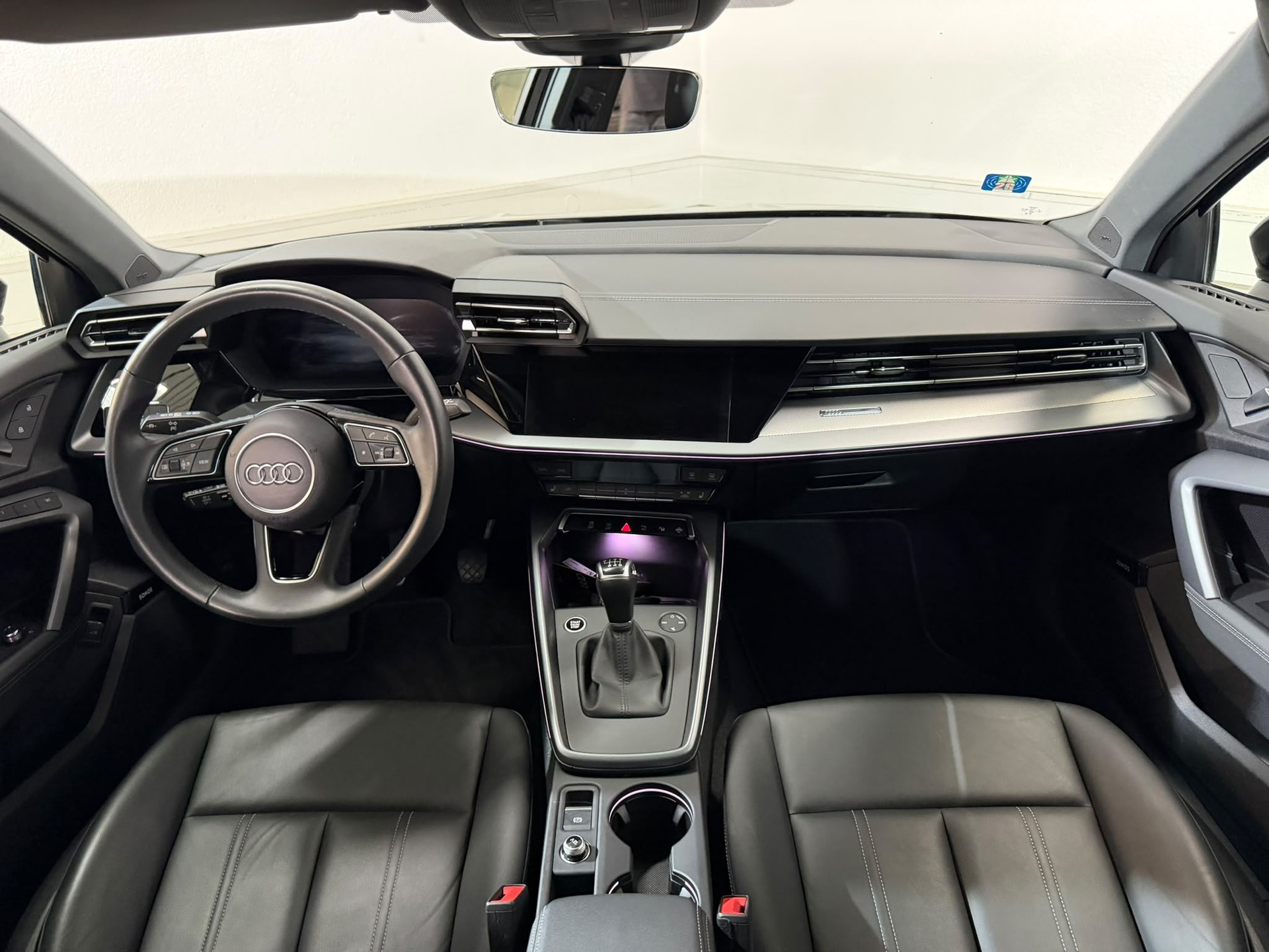 AUDI A3 Sportback 35 TFSI advanced Attraction-image-9