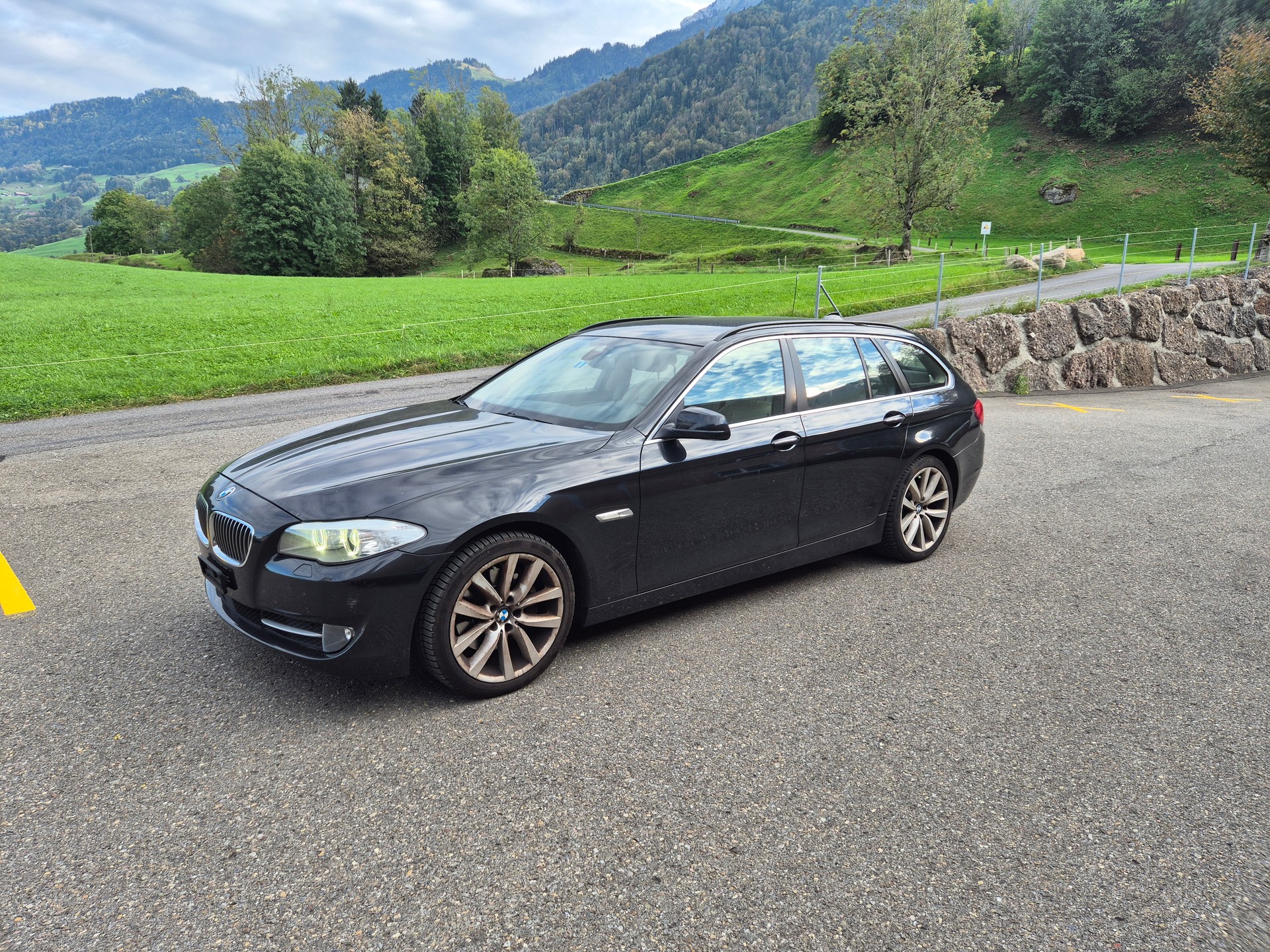 BMW 535i Touring Steptronic-image-1