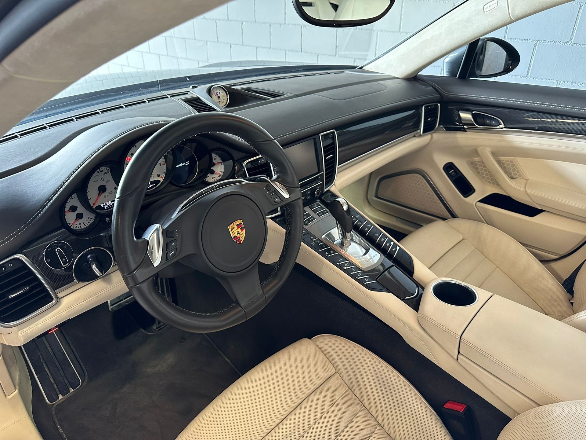 PORSCHE Panamera Turbo S 4.8 PDK (Facelift) Traumausstattung-image-5