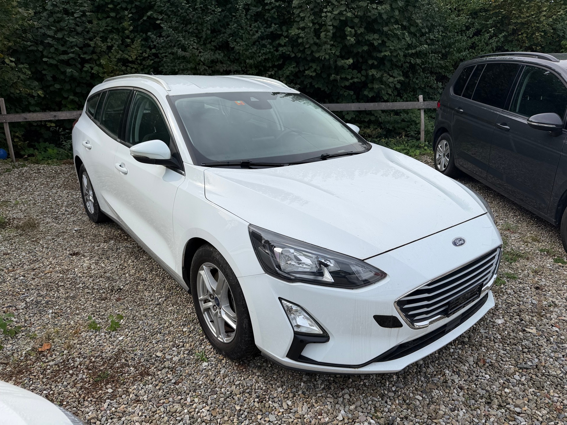 FORD Focus 1.5 TDCi Cool Connect Automatic-image-2